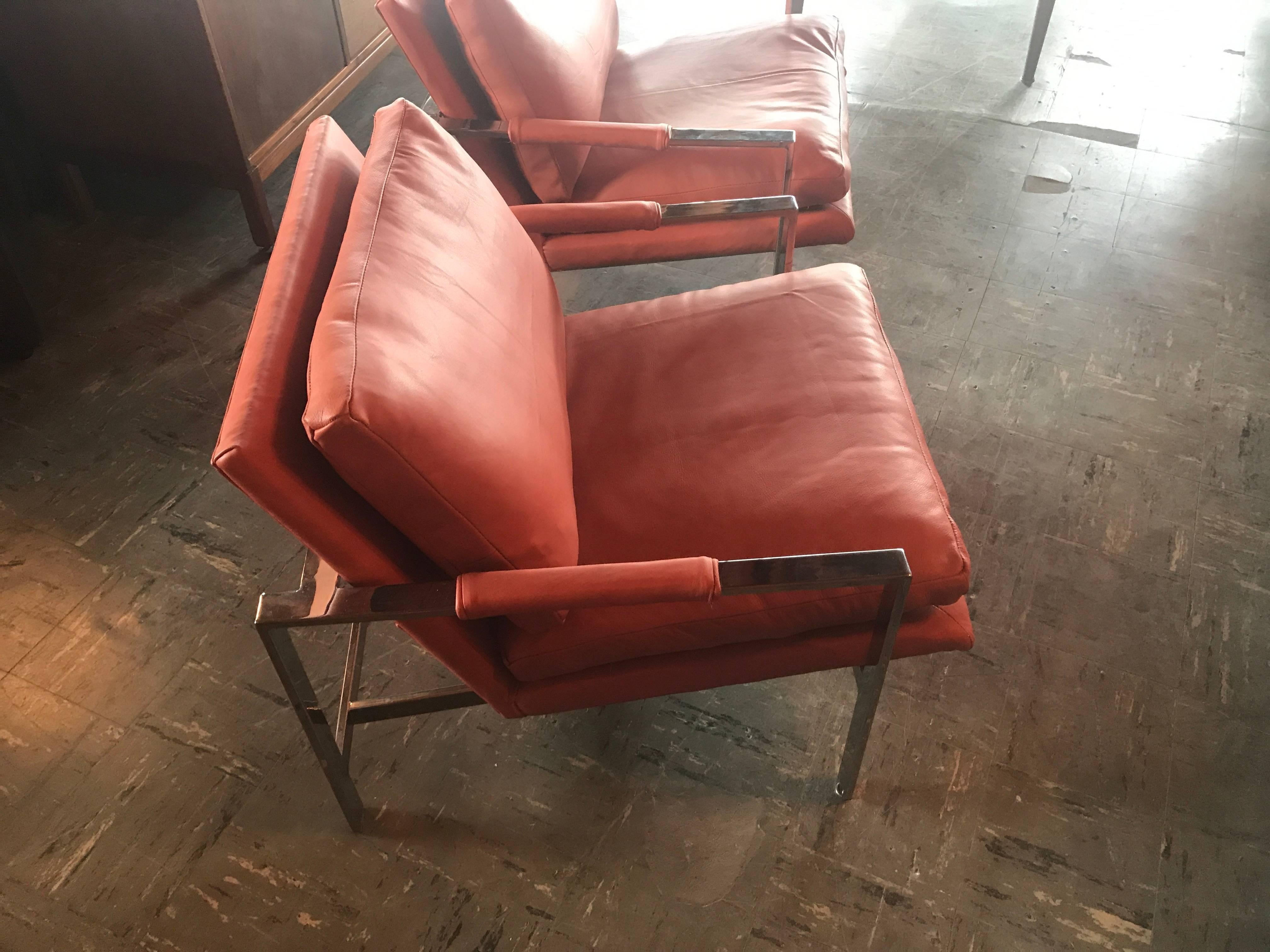 Orange color leather and chrome in great condition 
Very comfortable. 

