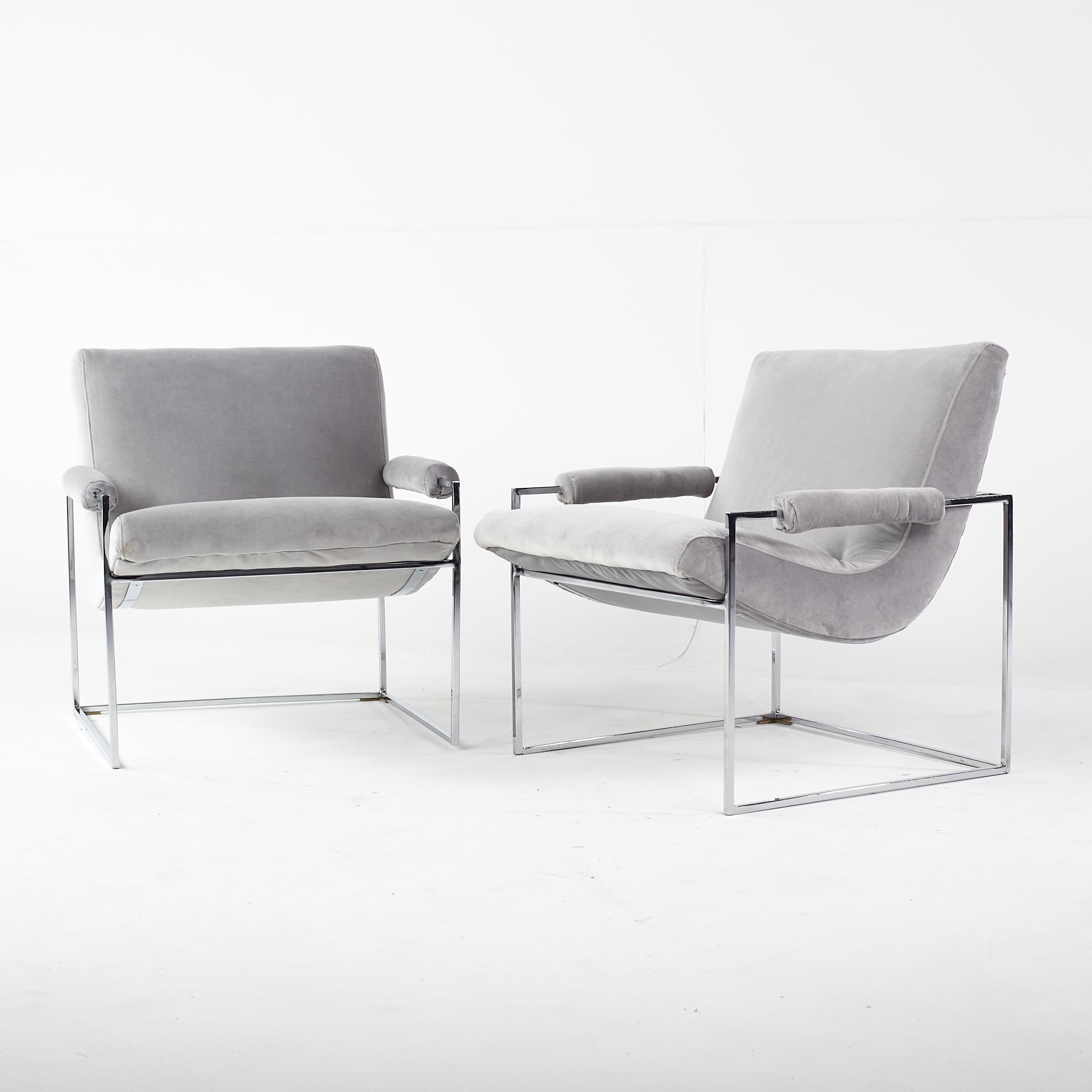 Mid-Century Modern Milo Baughman Thayer Coggin MCM Re-Upholstered Scoop Lounge Chairs, Pair