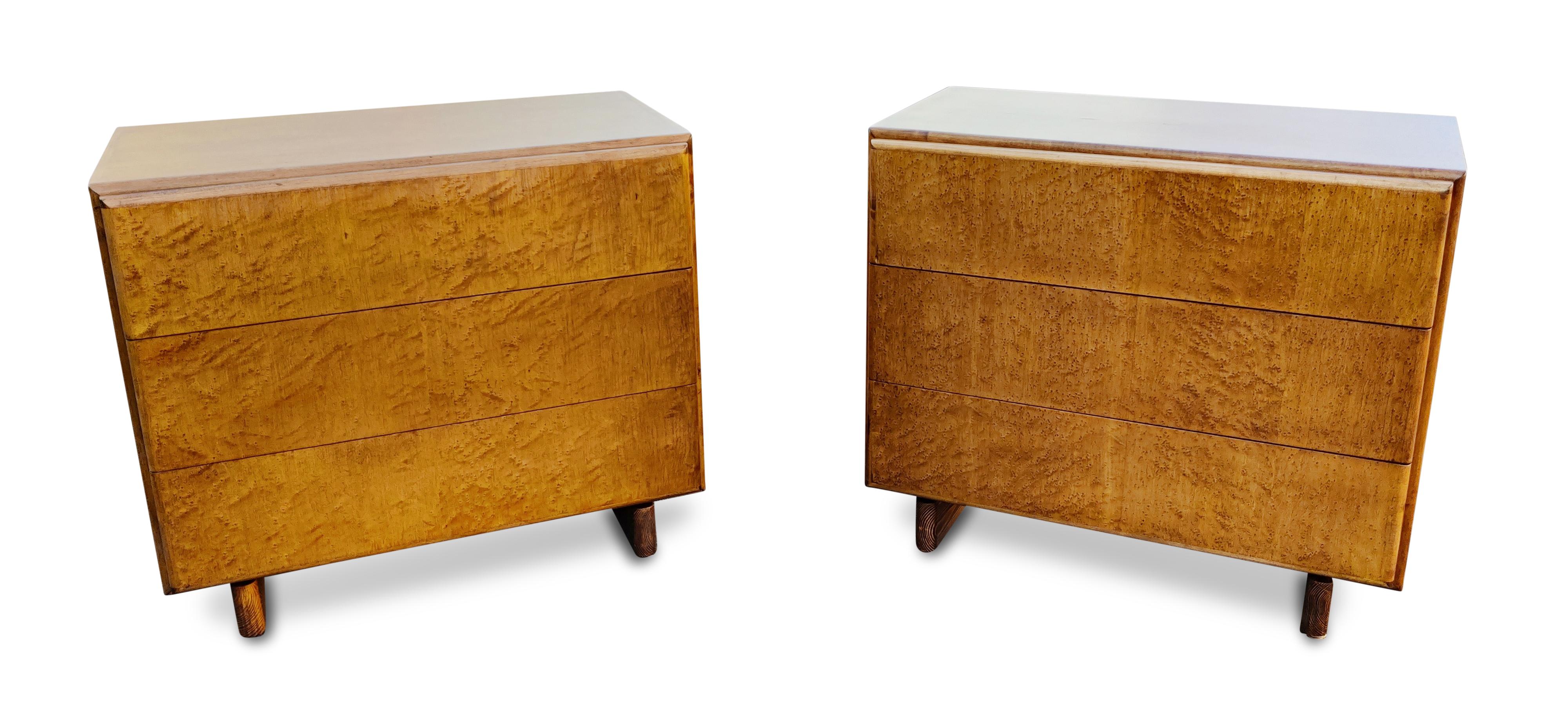 Post-Modern Milo Baughman Thayer Coggin Pair Dressers or Nightstands Birdseye Maple, 1970s