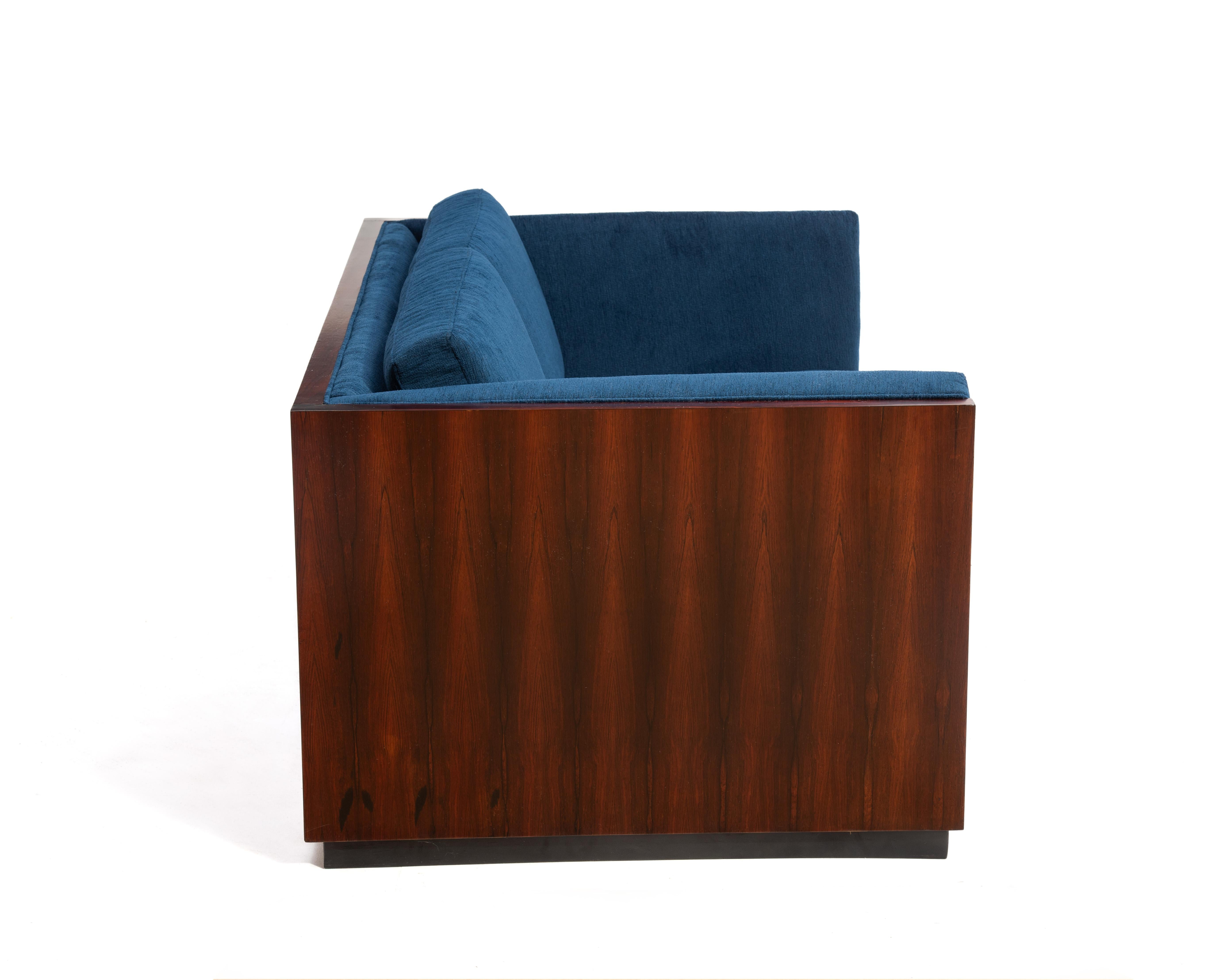 Milo Baughman Thayer Coggin Rosewood Case Sofa Settee Two Seat 1960s Knoll For Sale 2