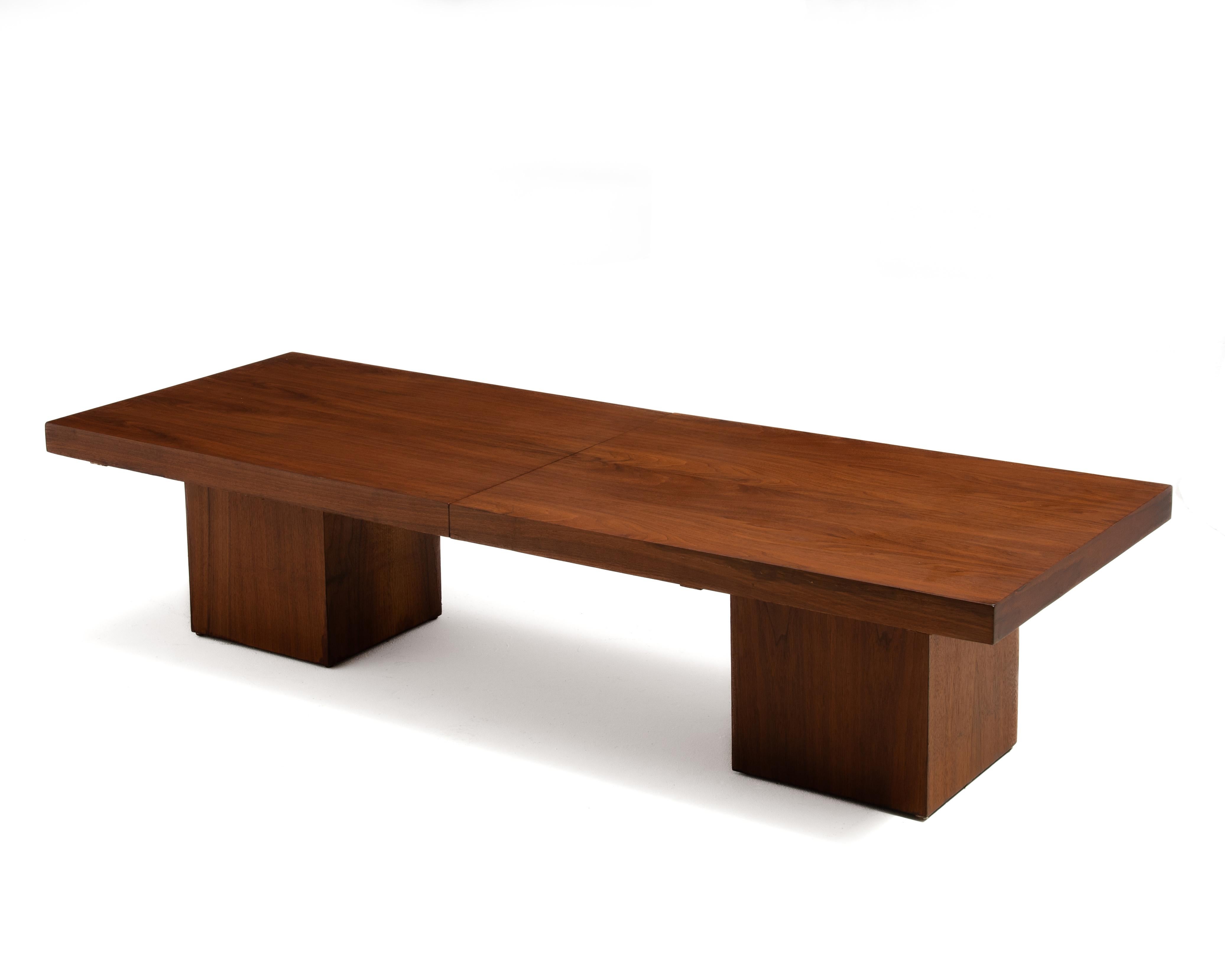American Milo Baughman Thayer Coggin Walnut Expanding Coffee Cocktail Table Unmarked