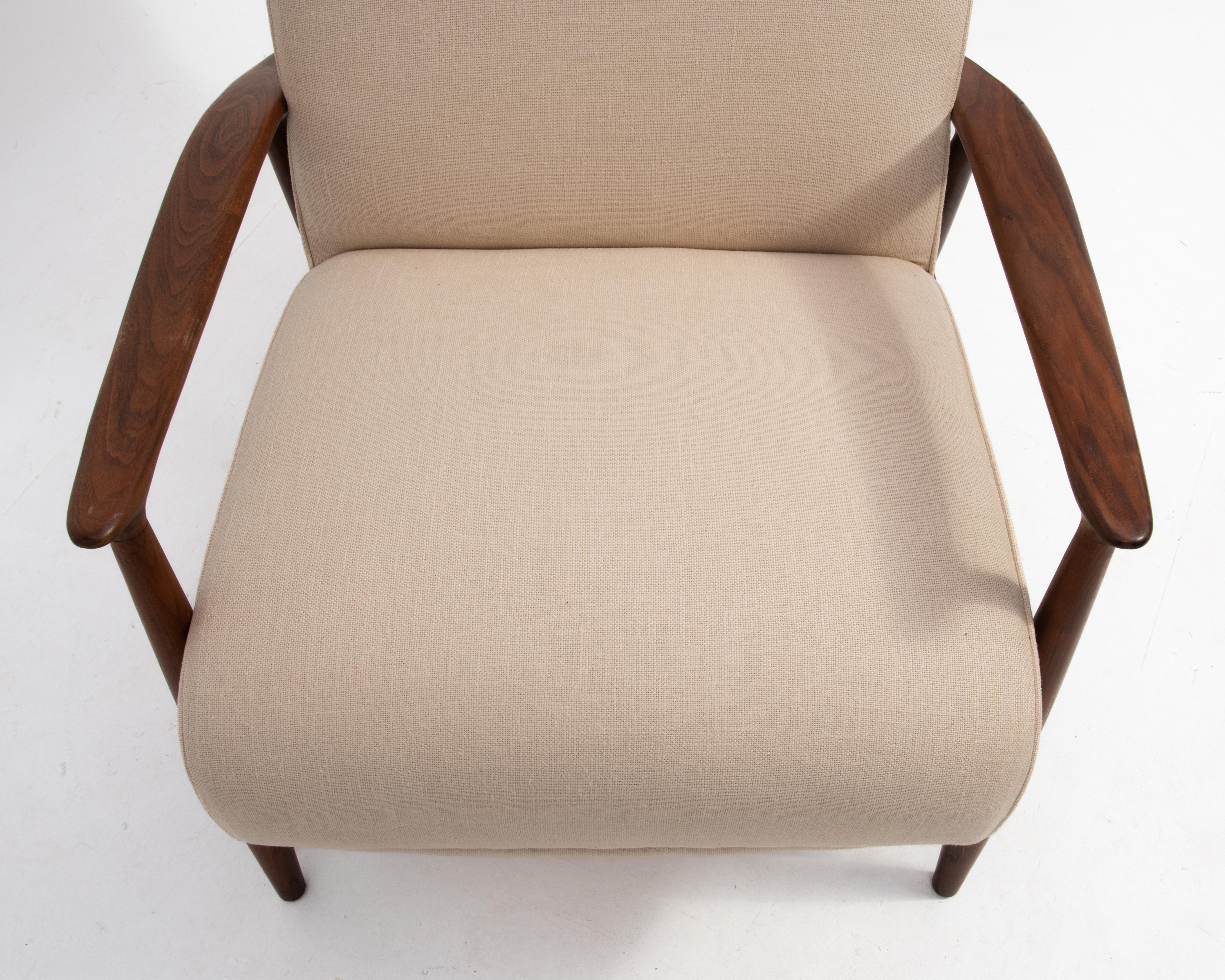 Milo Baughman Thayer Coggin Walnut Viceroy Lounge Recliner Chair For Sale 3