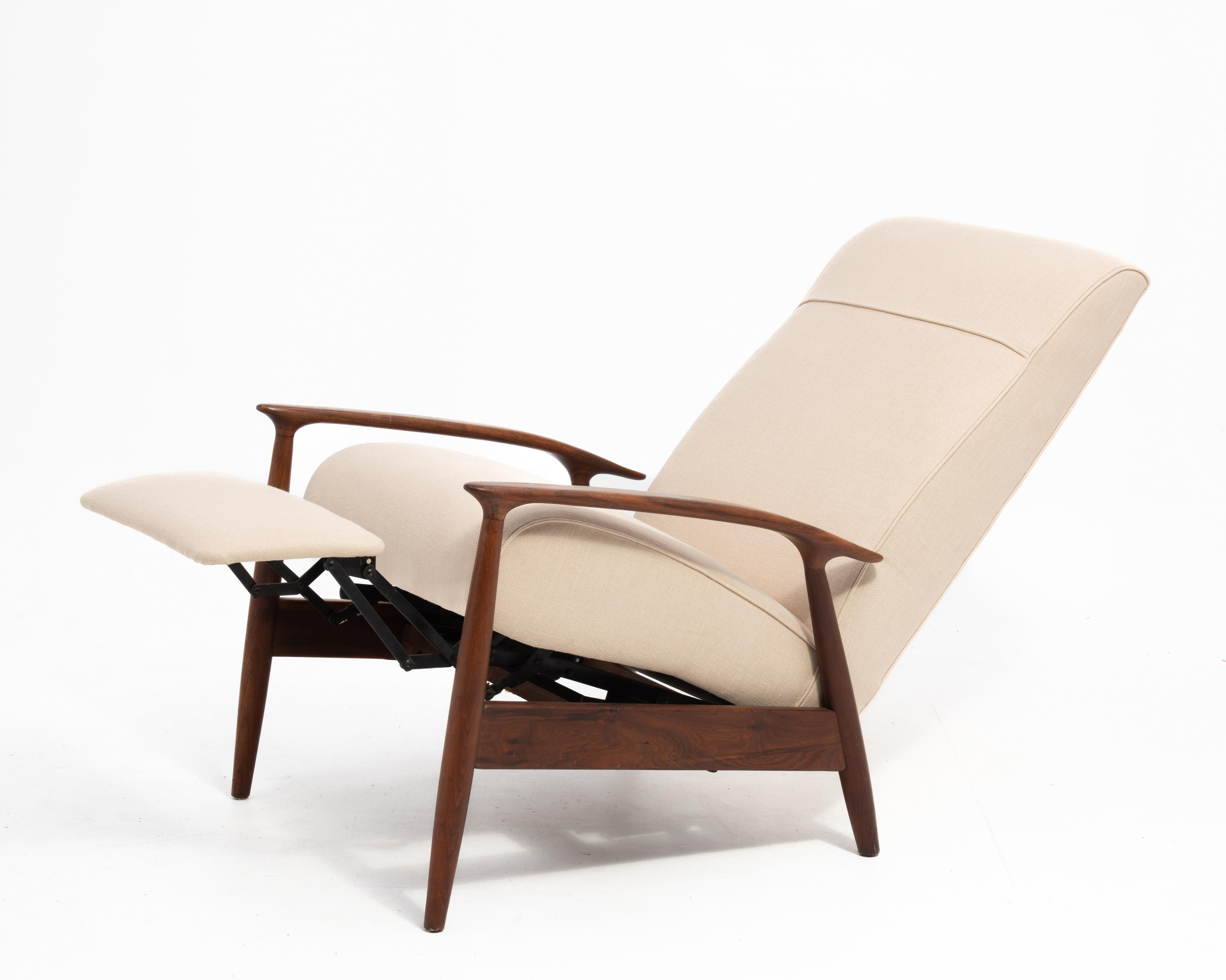 Mid-Century Modern Milo Baughman Thayer Coggin Walnut Lounge Recliner Chair (chaise longue de salon) en vente