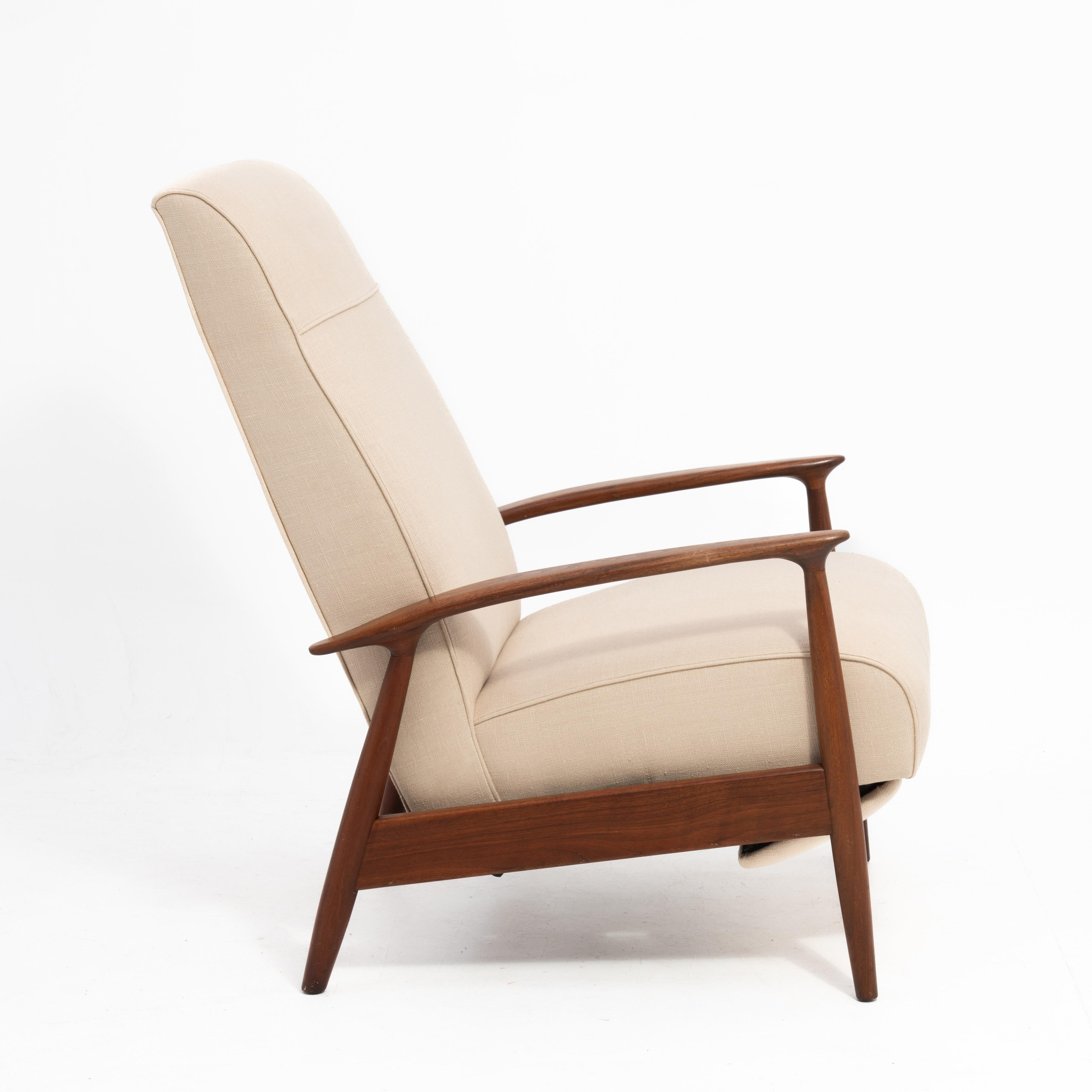 Milieu du XXe siècle Milo Baughman Thayer Coggin Walnut Lounge Recliner Chair (chaise longue de salon) en vente