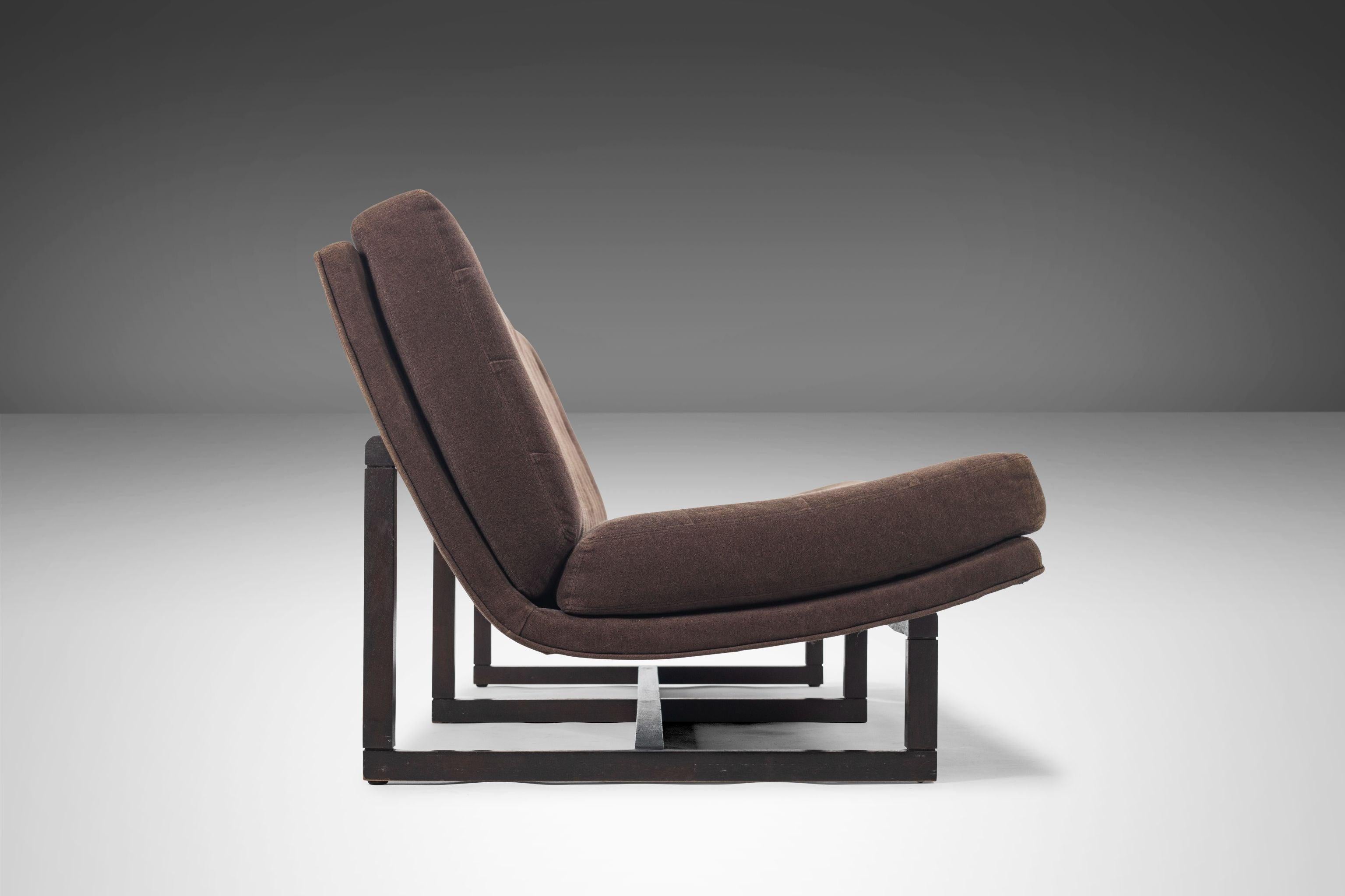 Ce canapé parfaitement minimaliste est l'amalgame parfait du style et du confort. Avec sa forme 