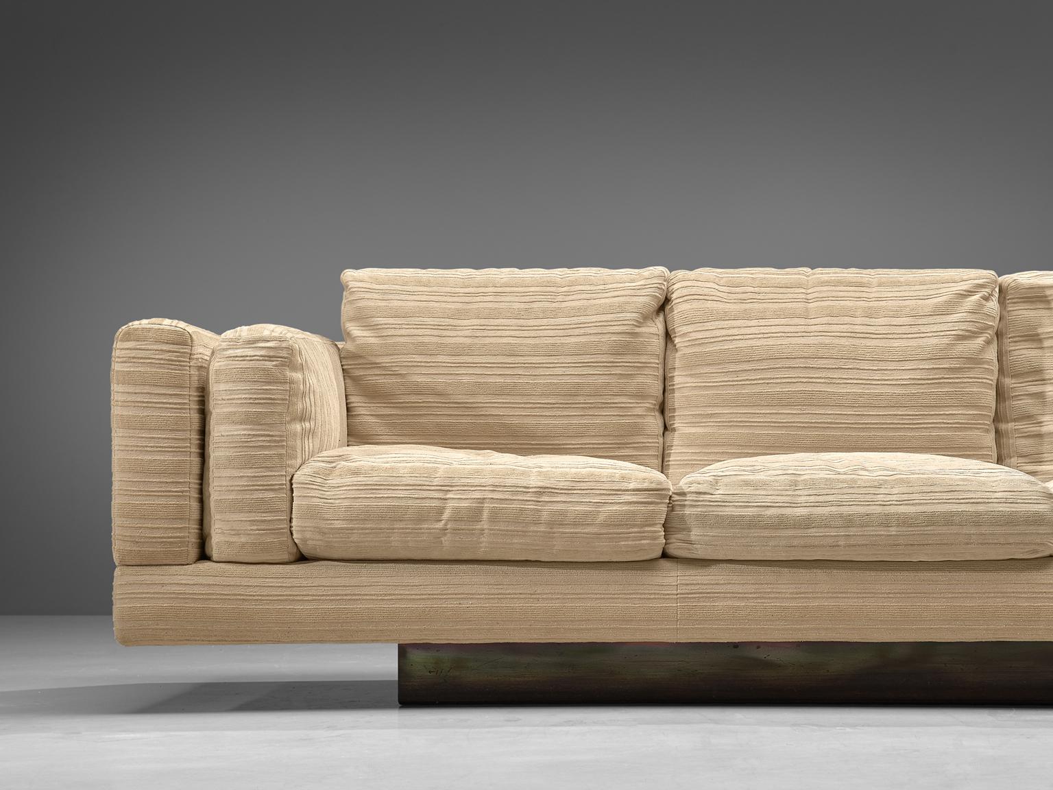 sofa with metal base