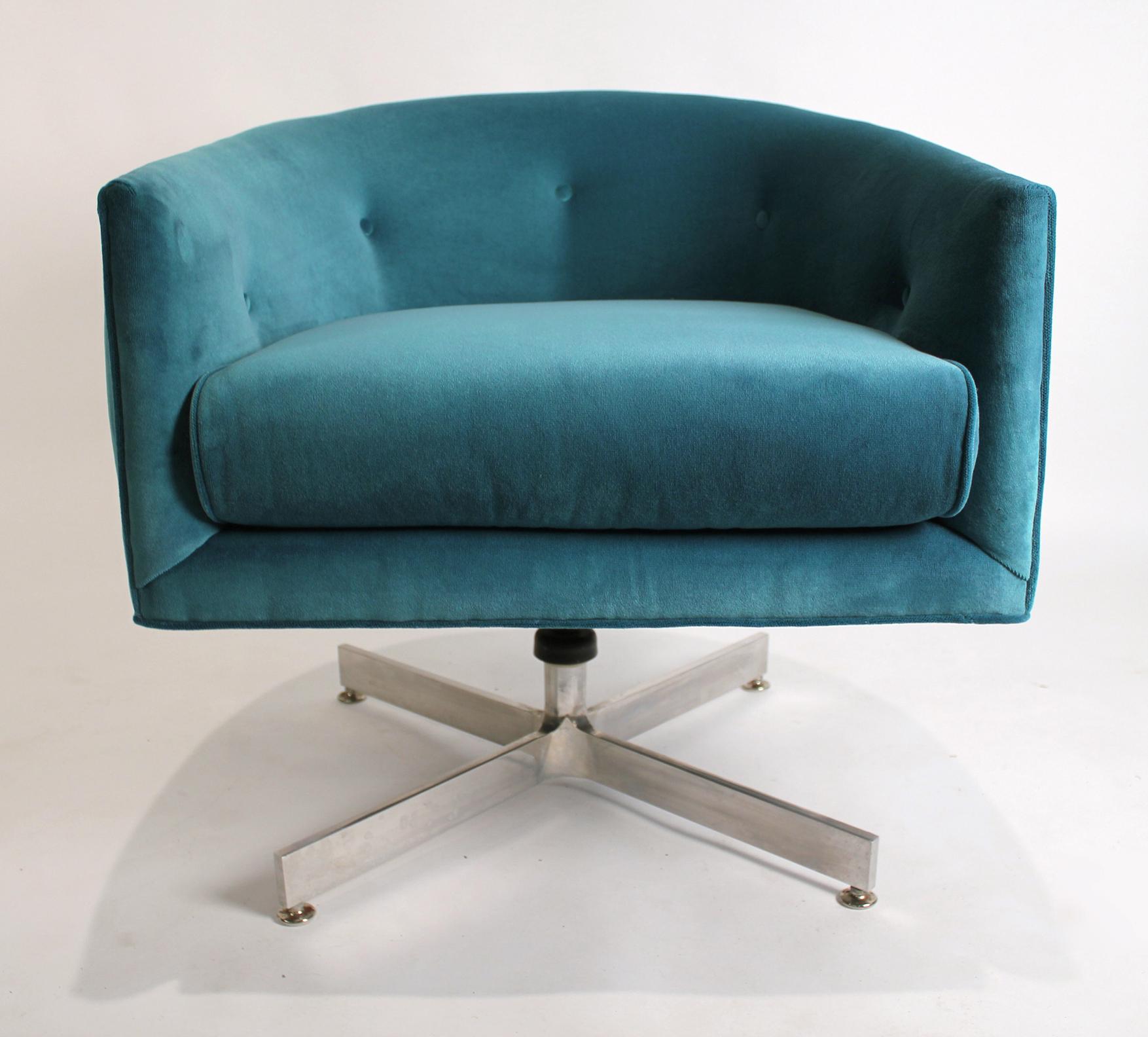 Mid-Century Modern Milo Baughman Tilt and Swivel Lounge Chairs for Thayer Coggin