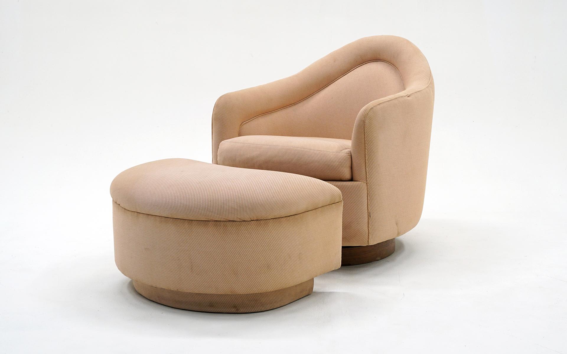 Milo Baughman Drehstuhl und Ottomane mit Klappdeckel für Thayer Coggin.  Priced for Redo... im Angebot 3