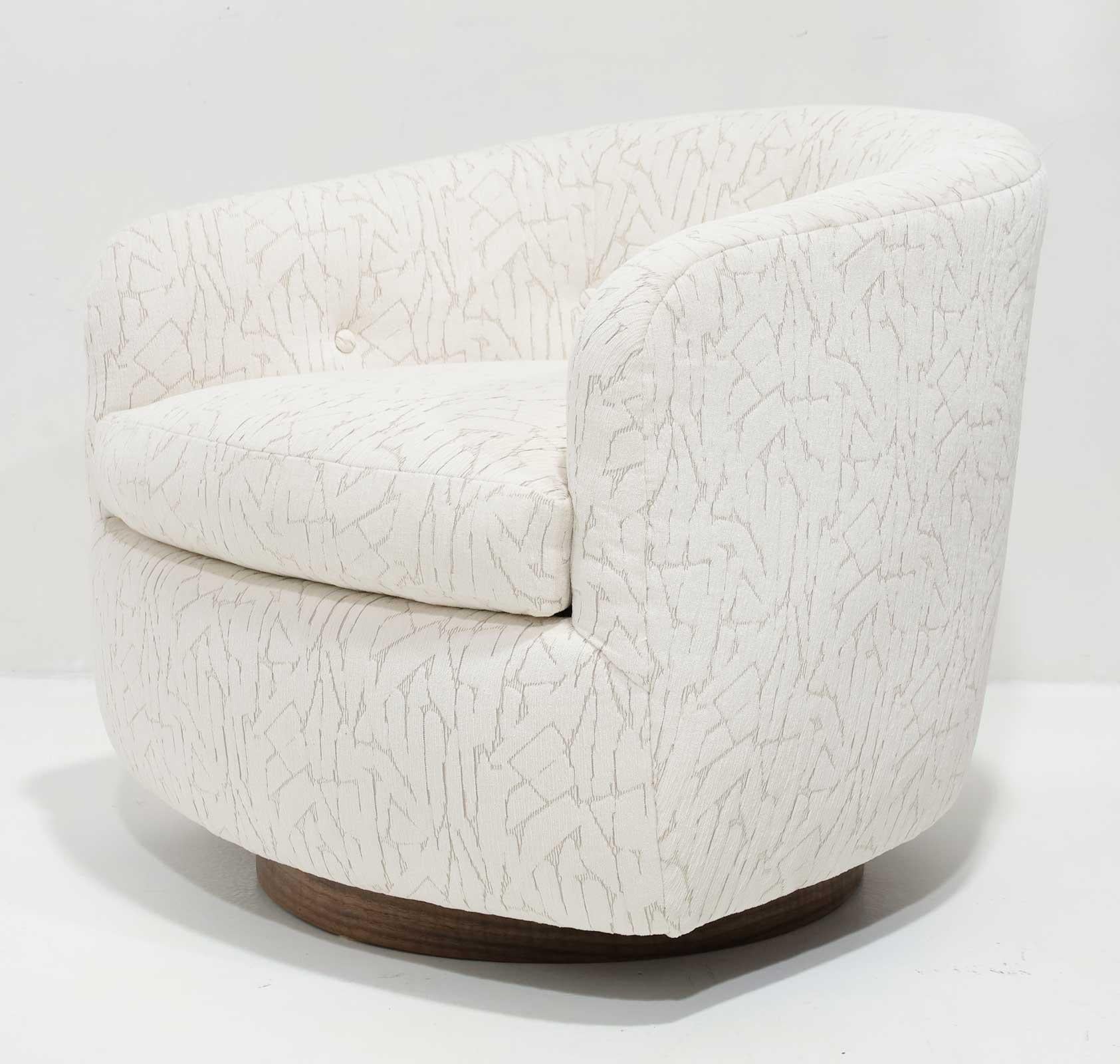 20th Century Milo Baughman Tilt Swivel Lounge Chairs in Jessica Charles For Sale