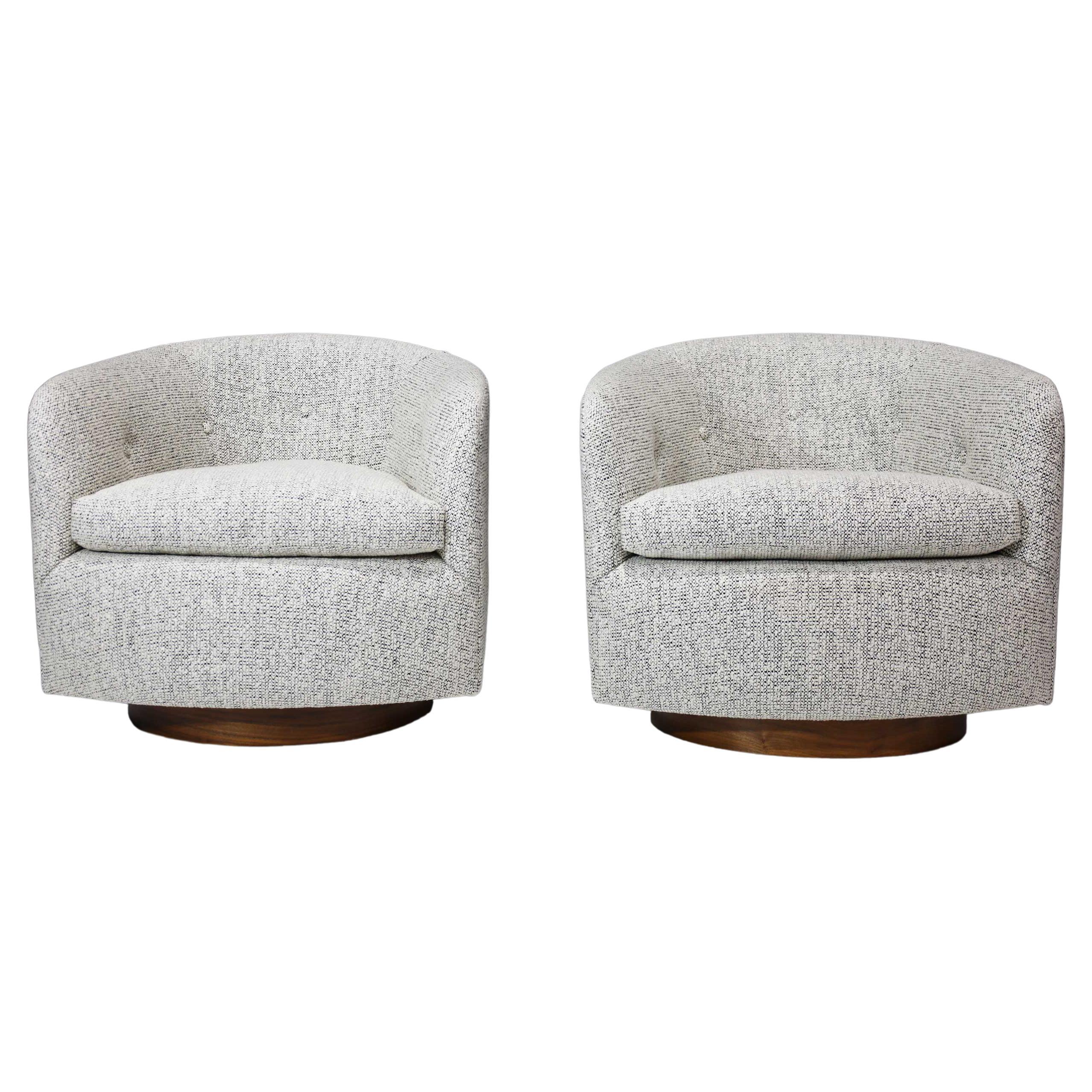 Milo Baughman Tilt/Swivel Lounge Chairs in Black & White Nubby Upholstery