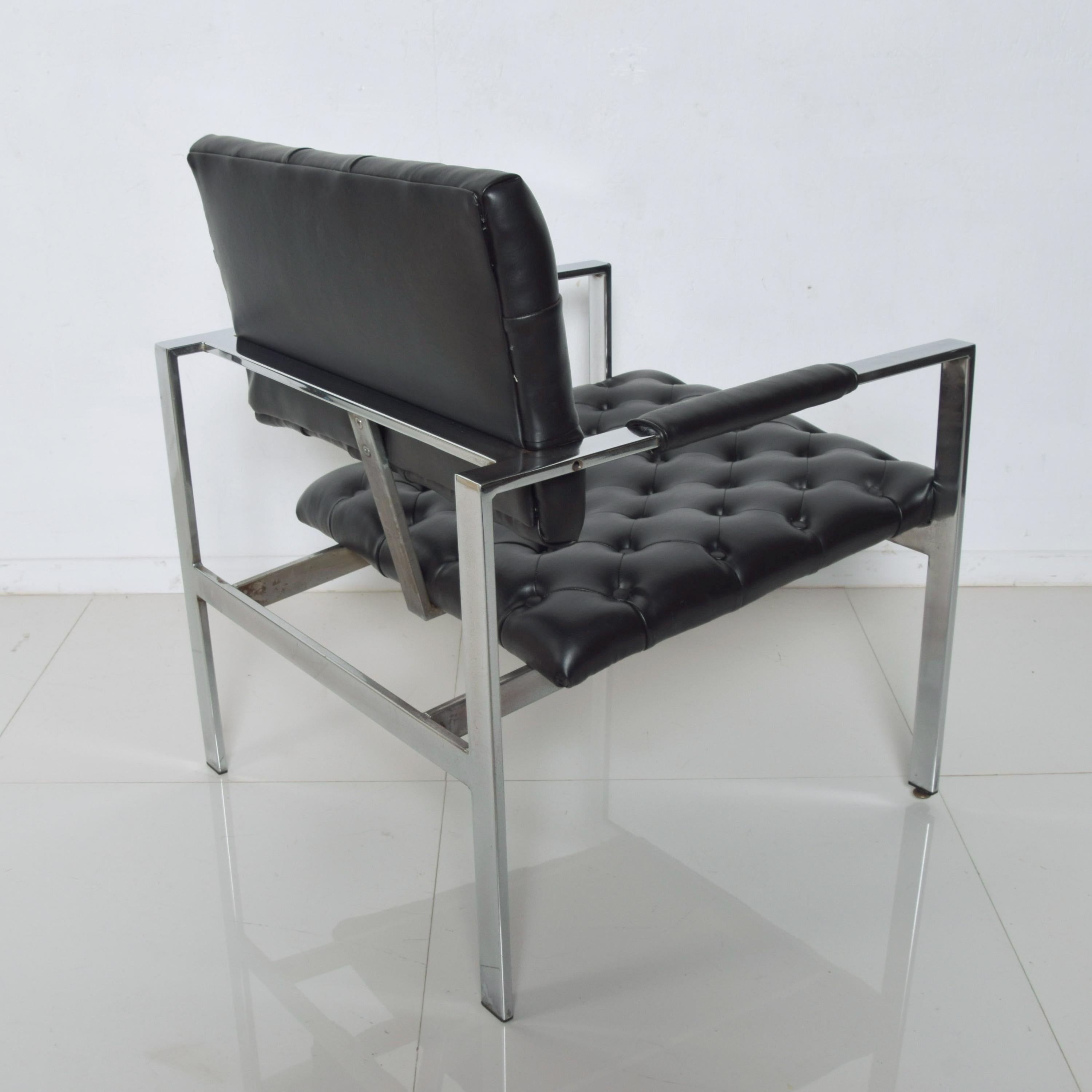 American Milo Baughman Black Tufted Leather Lounge Chair Flat Chrome Thayer Coggin, 1960s For Sale