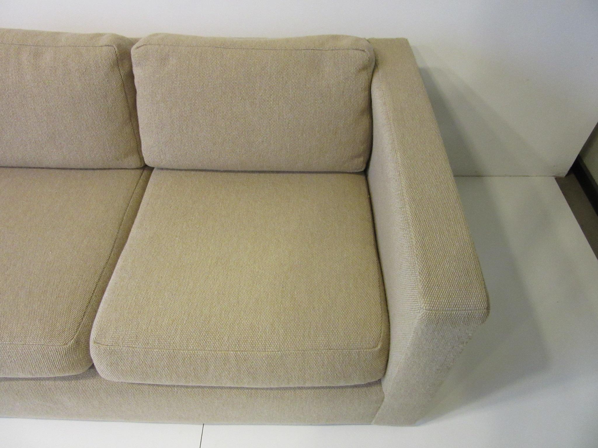 Milo Baughman Tuxedo Styled Sofa for Thayer Coggin In Good Condition In Cincinnati, OH