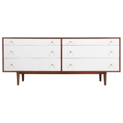 Milo Baughman Two-Tone Walnut and Lacquered Dresser for Glenn of California