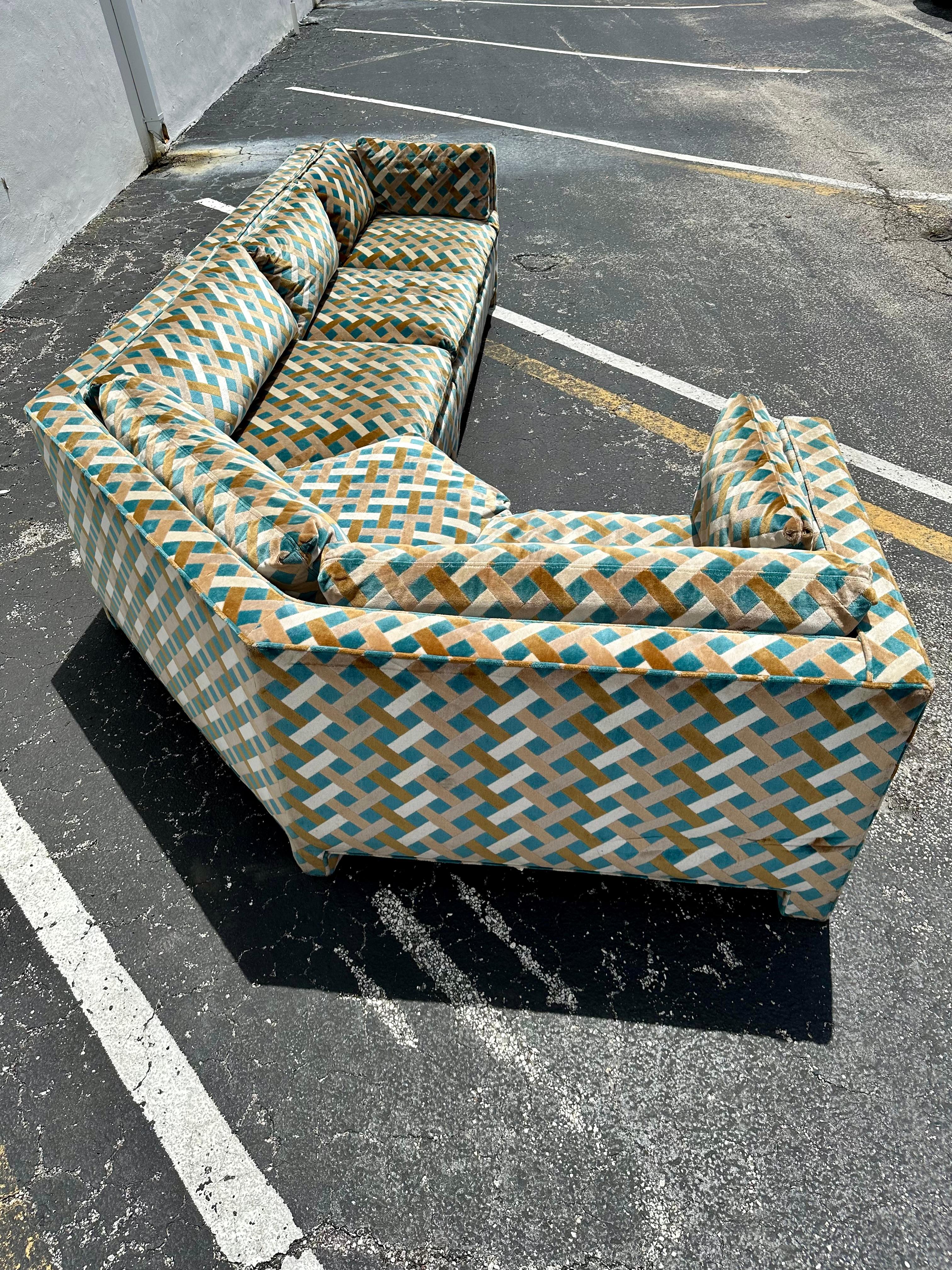 1970 Milo Baughman in Jack Lenor Larsen Blue Brown Lattice Velvet Sectional en vente 3