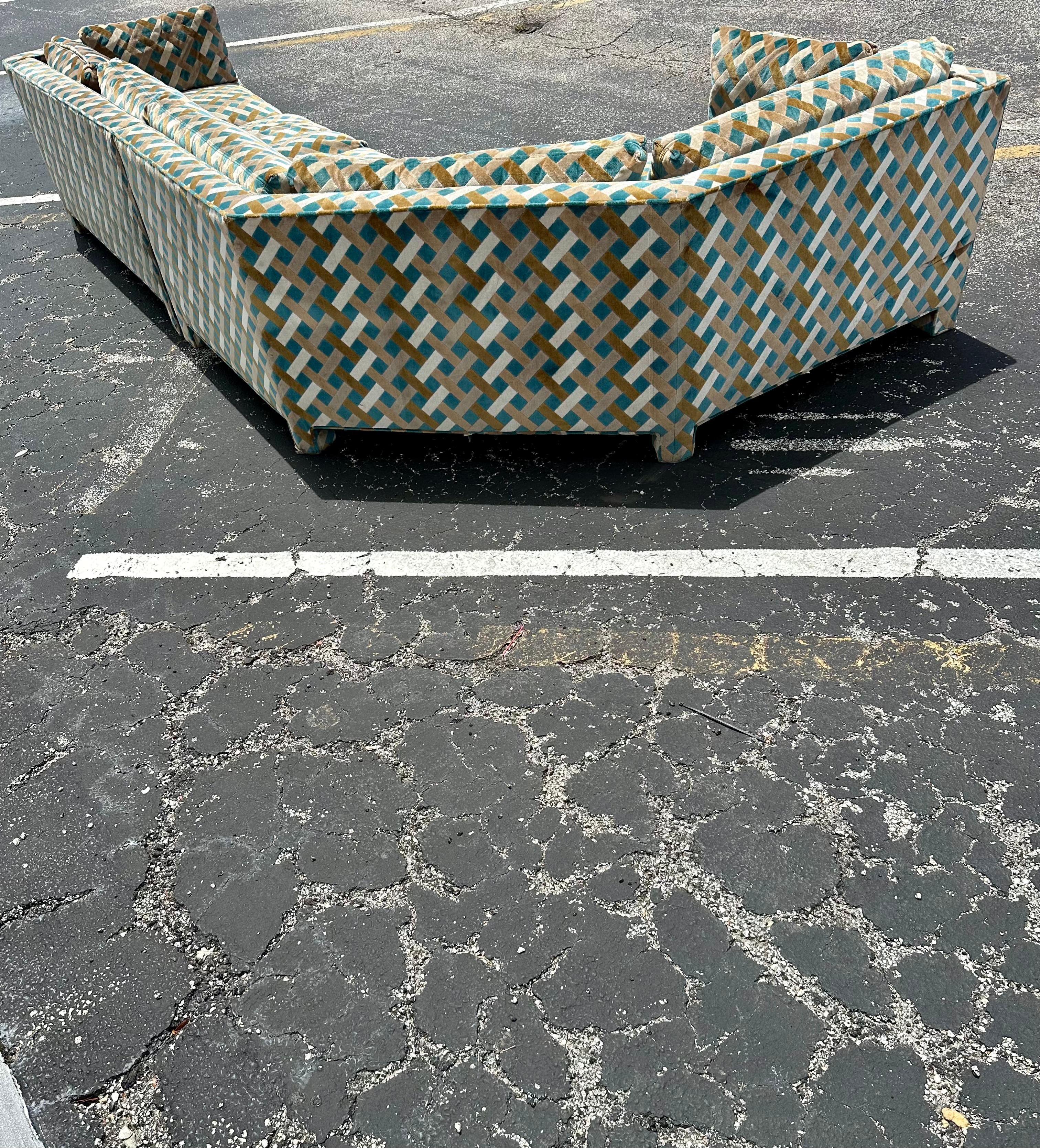 1970 Milo Baughman in Jack Lenor Larsen Blue Brown Lattice Velvet Sectional en vente 1