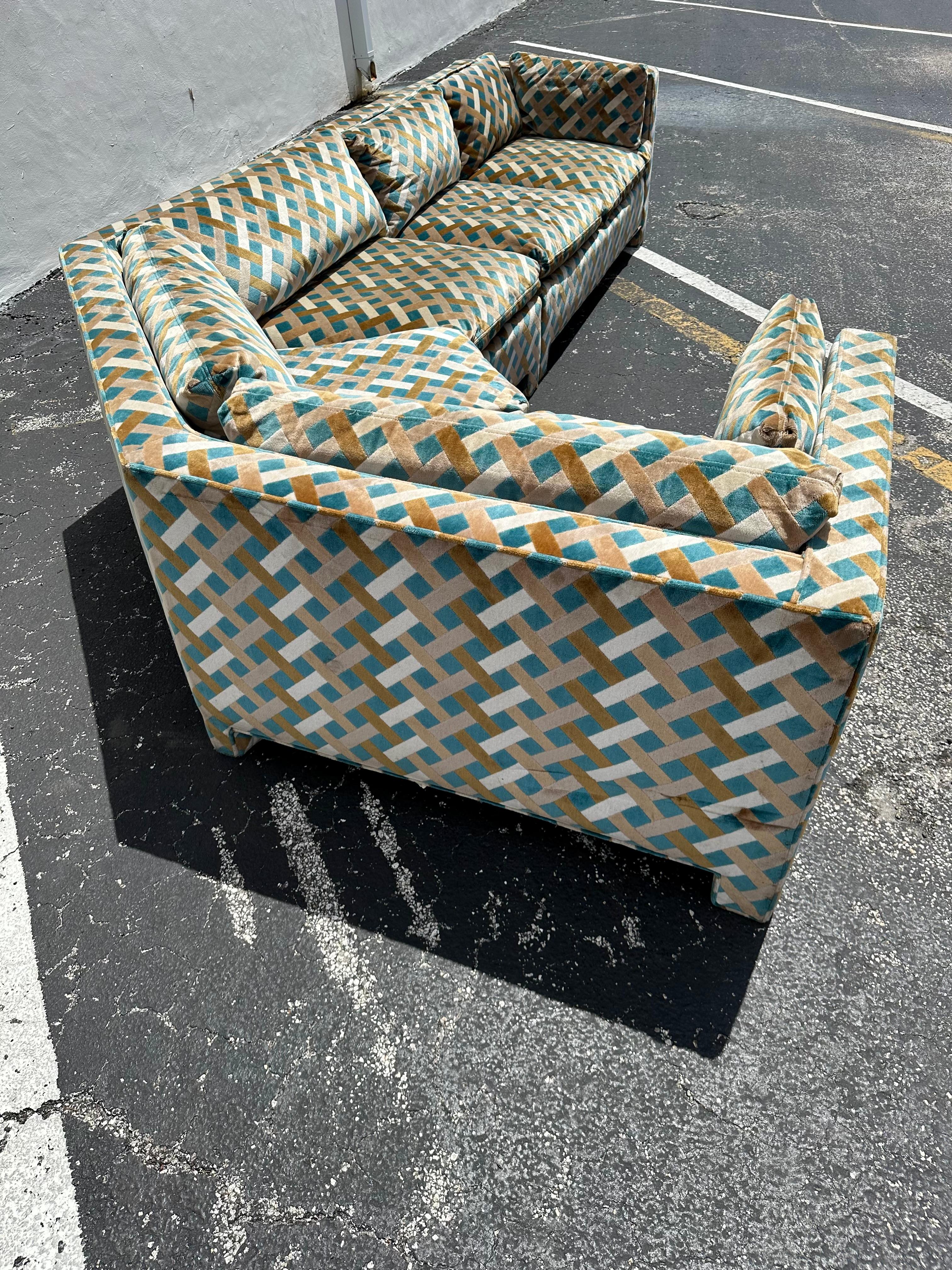 1970 Milo Baughman in Jack Lenor Larsen Blue Brown Lattice Velvet Sectional en vente 2