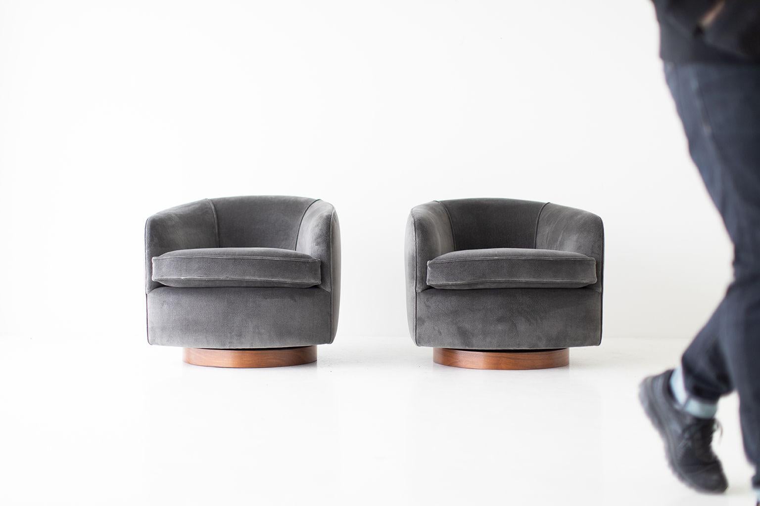 Milo Baughman Velvet Swivel and Tilt Lounge Chairs for Thayer Coggin 1
