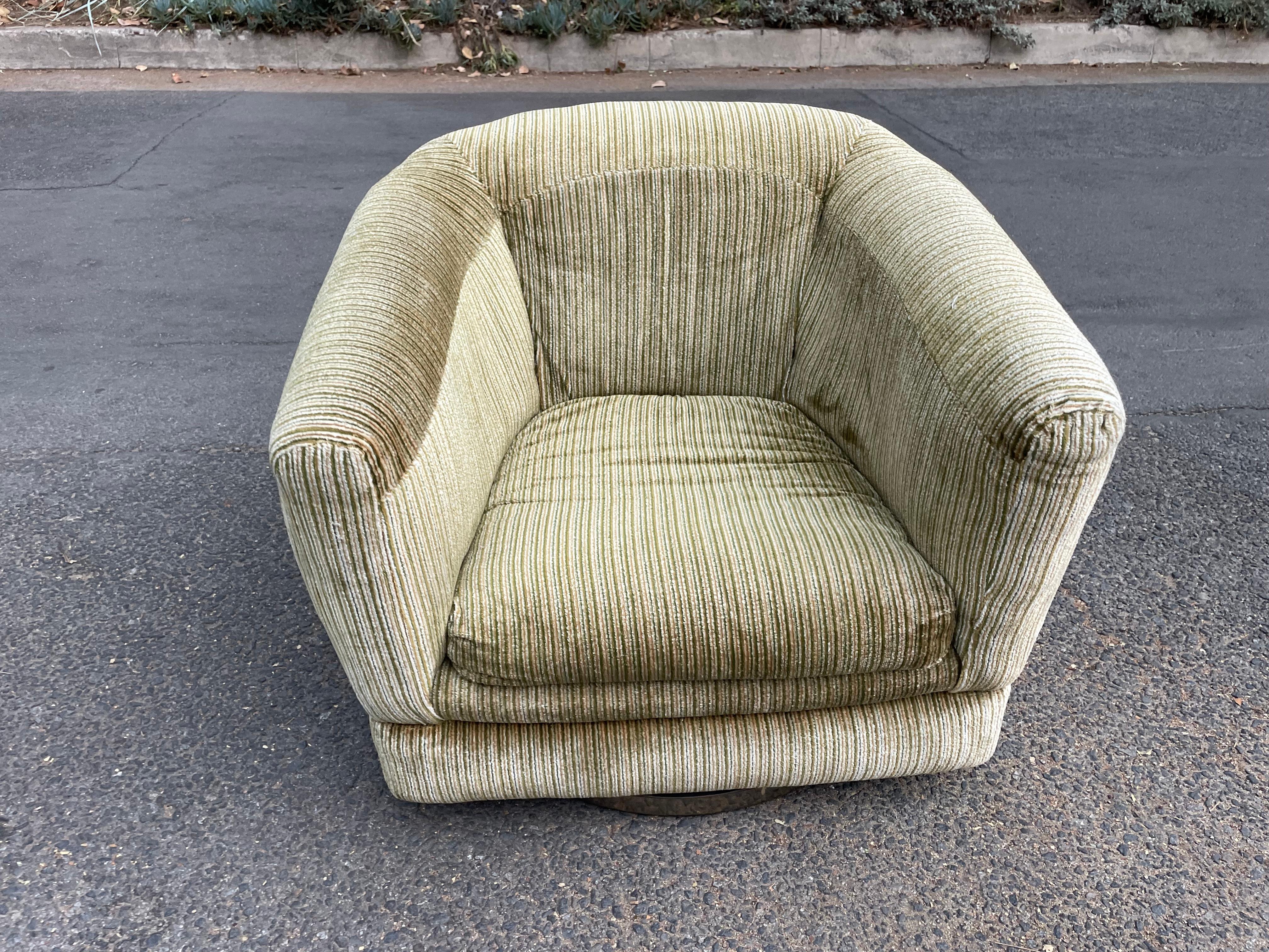 American Milo Baughman Vintage Swivel Lounge Chair with Chrome Base