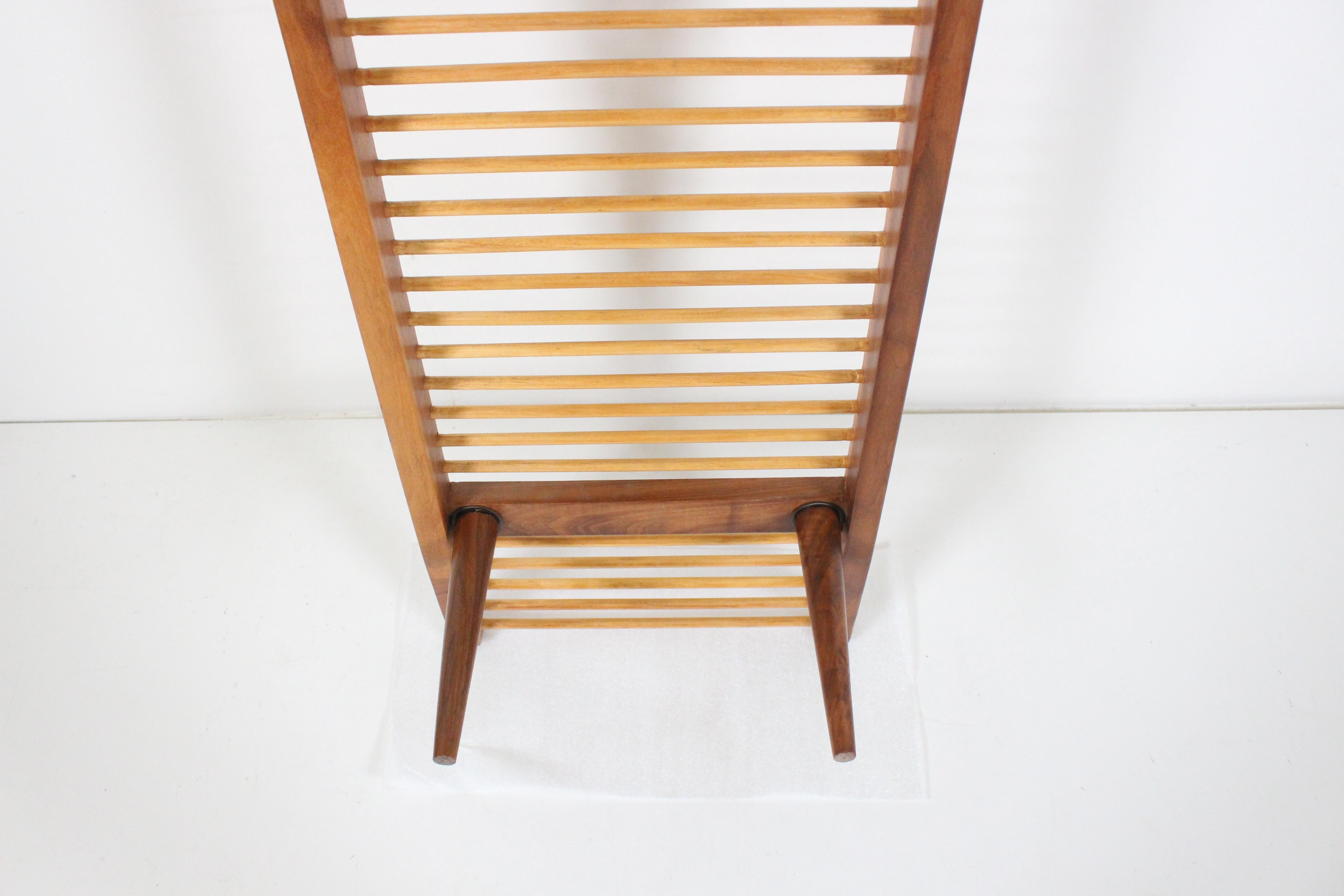 Milo Baughman Walnut and Maple Long Dowel Bench, 1950s For Sale 4