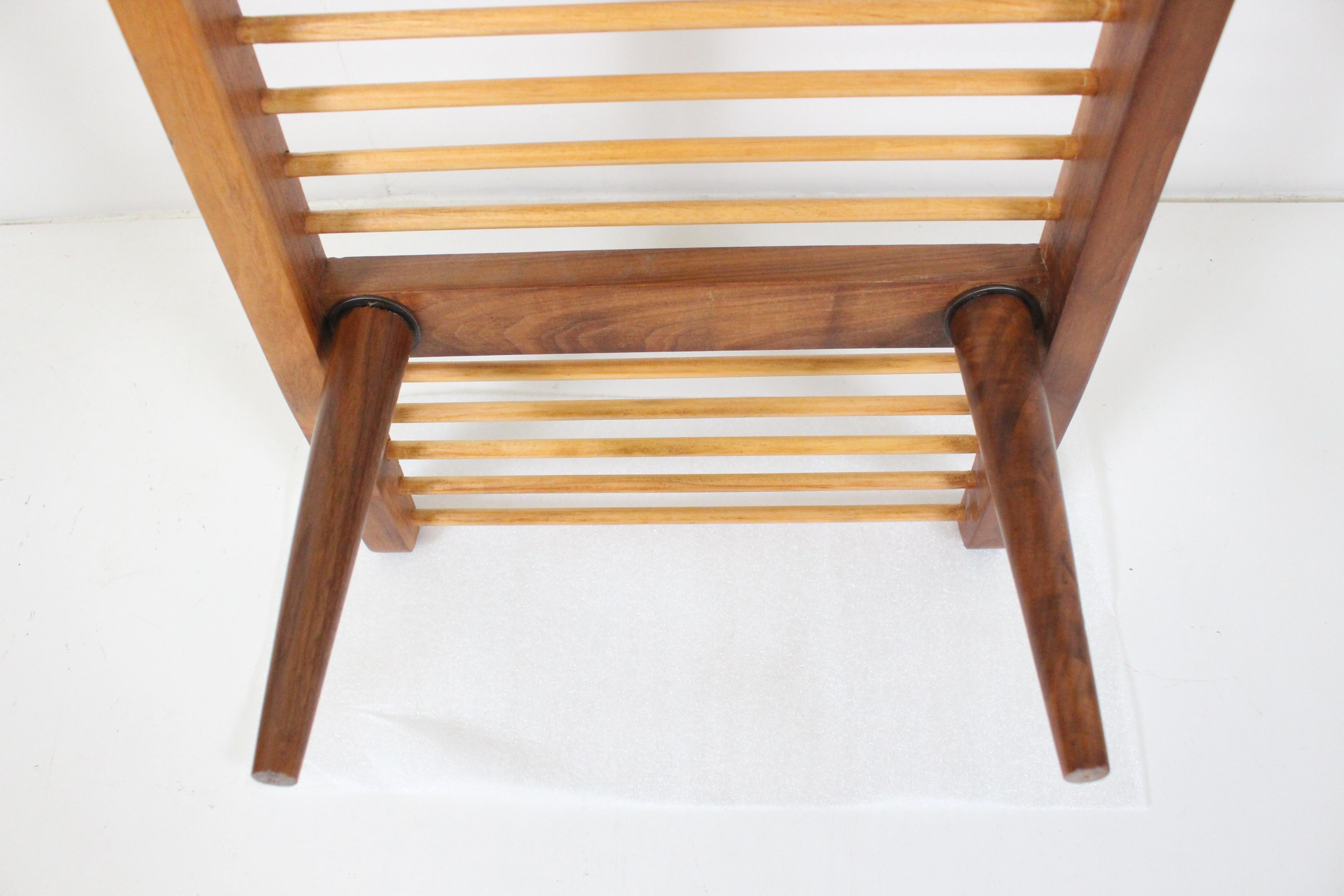 Milo Baughman Walnut and Maple Long Dowel Bench, 1950s For Sale 5