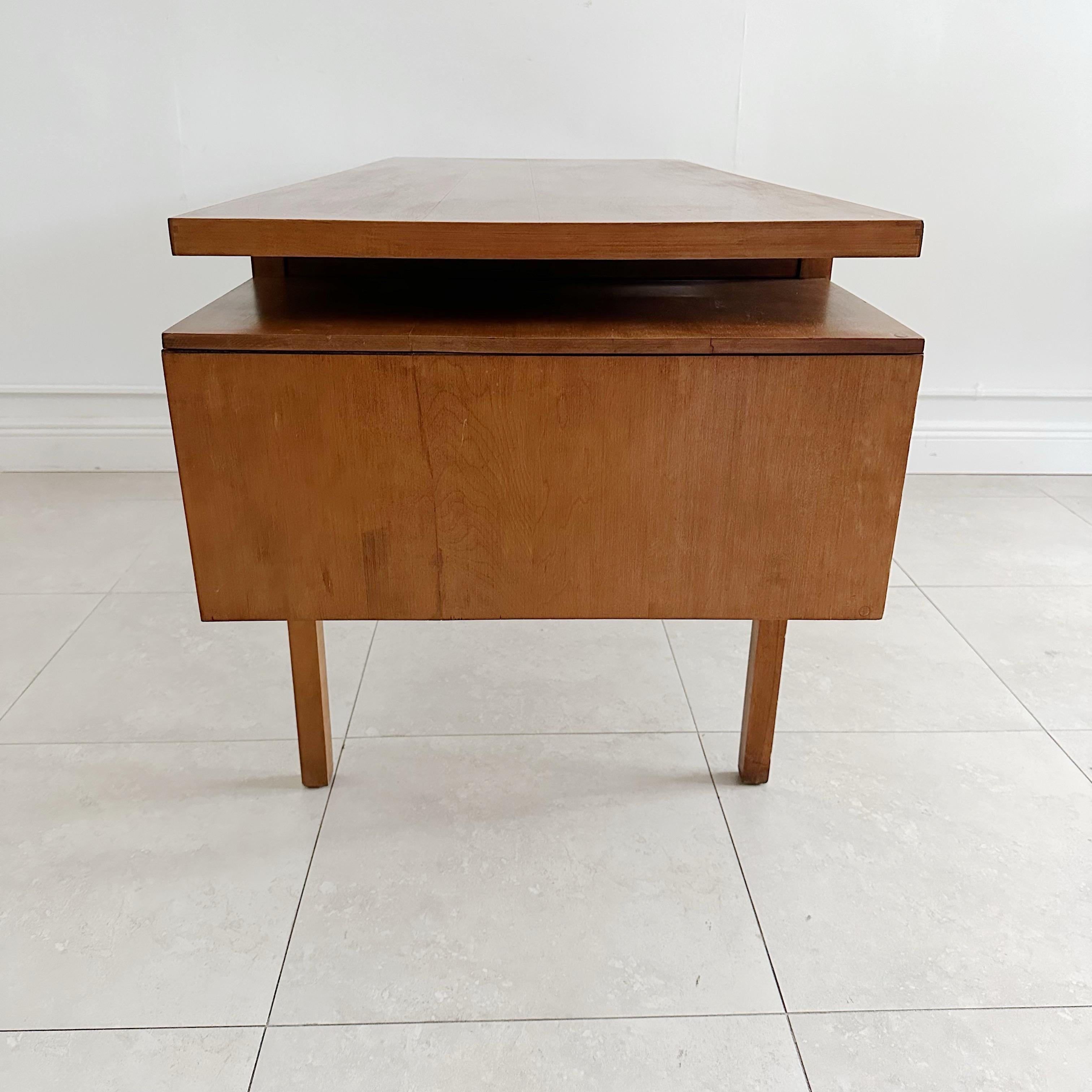 Milo Baughman Walnut Desk, 1950s 2
