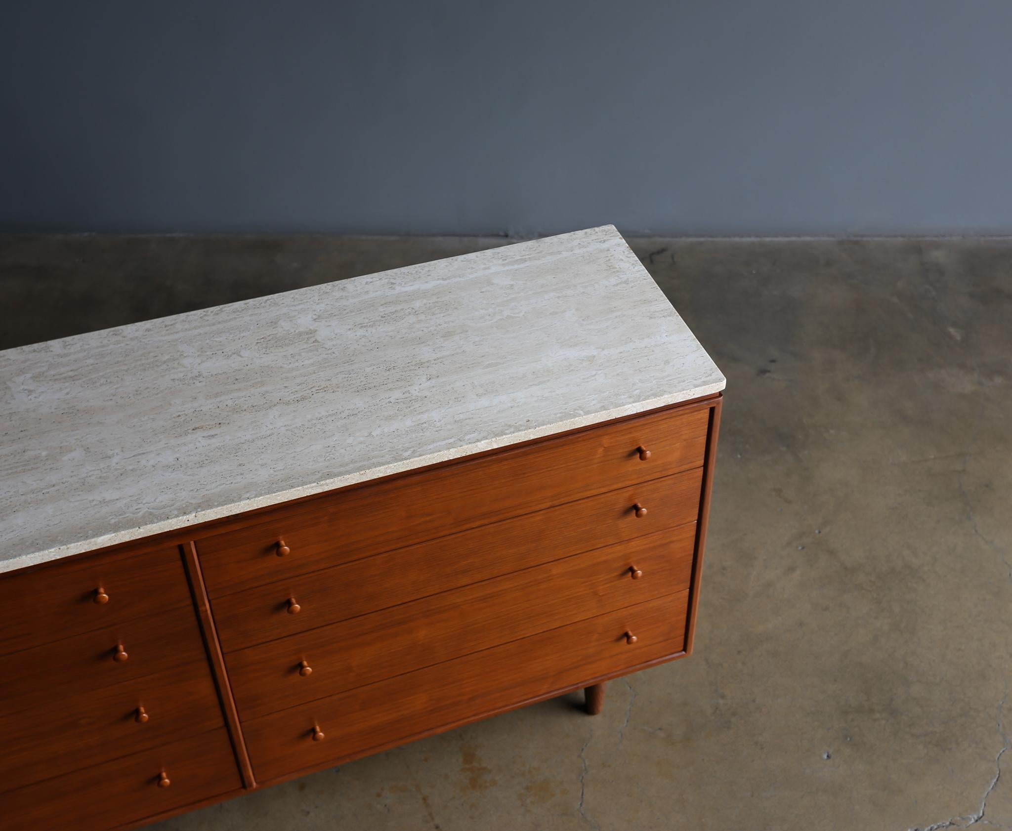 Milo Baughman Walnut & Travertine Dresser for Glenn of California, circa 1955 5