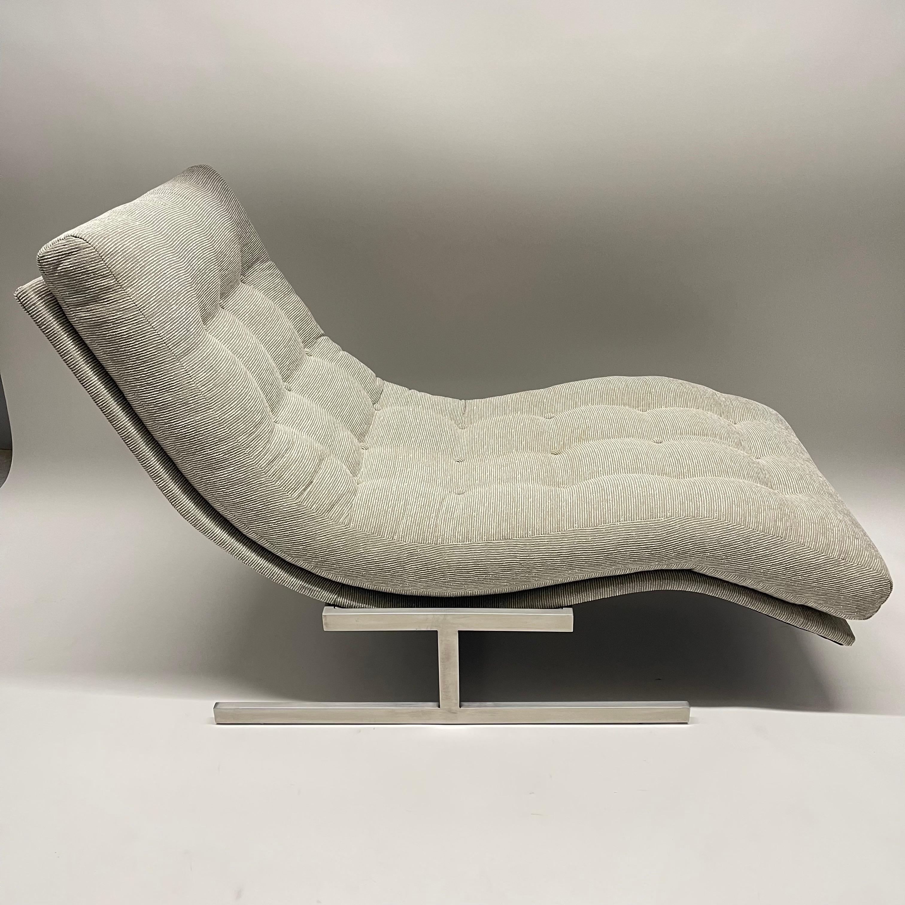 Mitte des Jahrhunderts Wave Chaise im Stil von Milo Baughman, ca. 1970er Jahre (Edelstahl)
