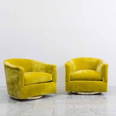 Milo Baughman, Pair of Starfruit Swivel Chairs, USA, 1970s