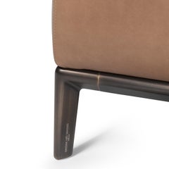 Divano Milo in pelle marrone di Stefano Giovannoni