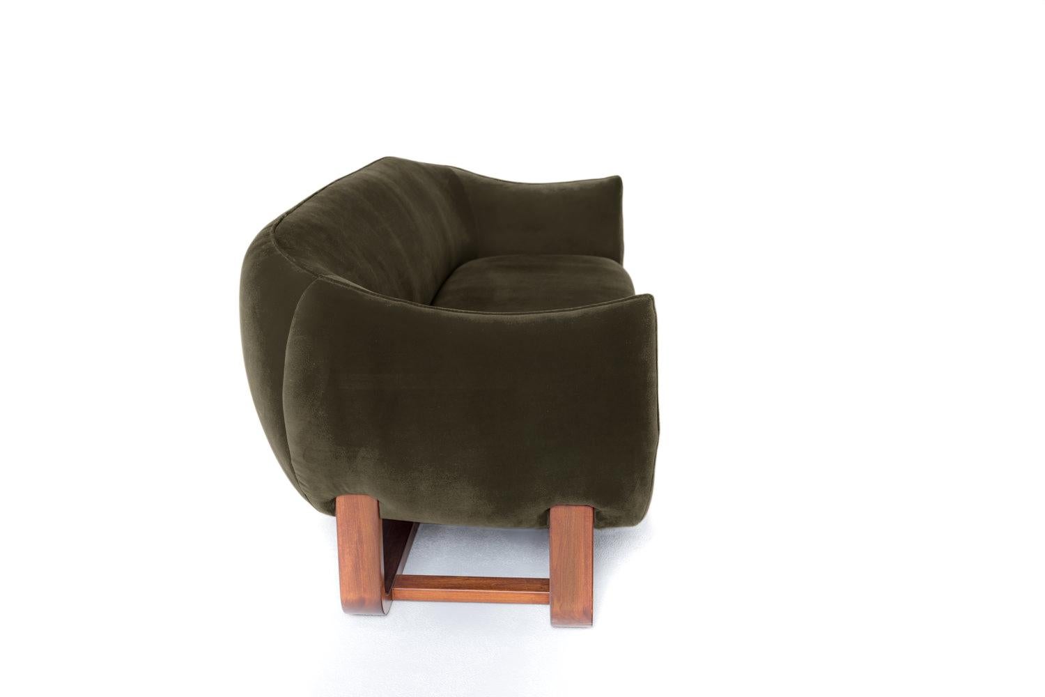 Mid-Century Modern Milo Sofa, Earth/Creme Brulee Velvet For Sale
