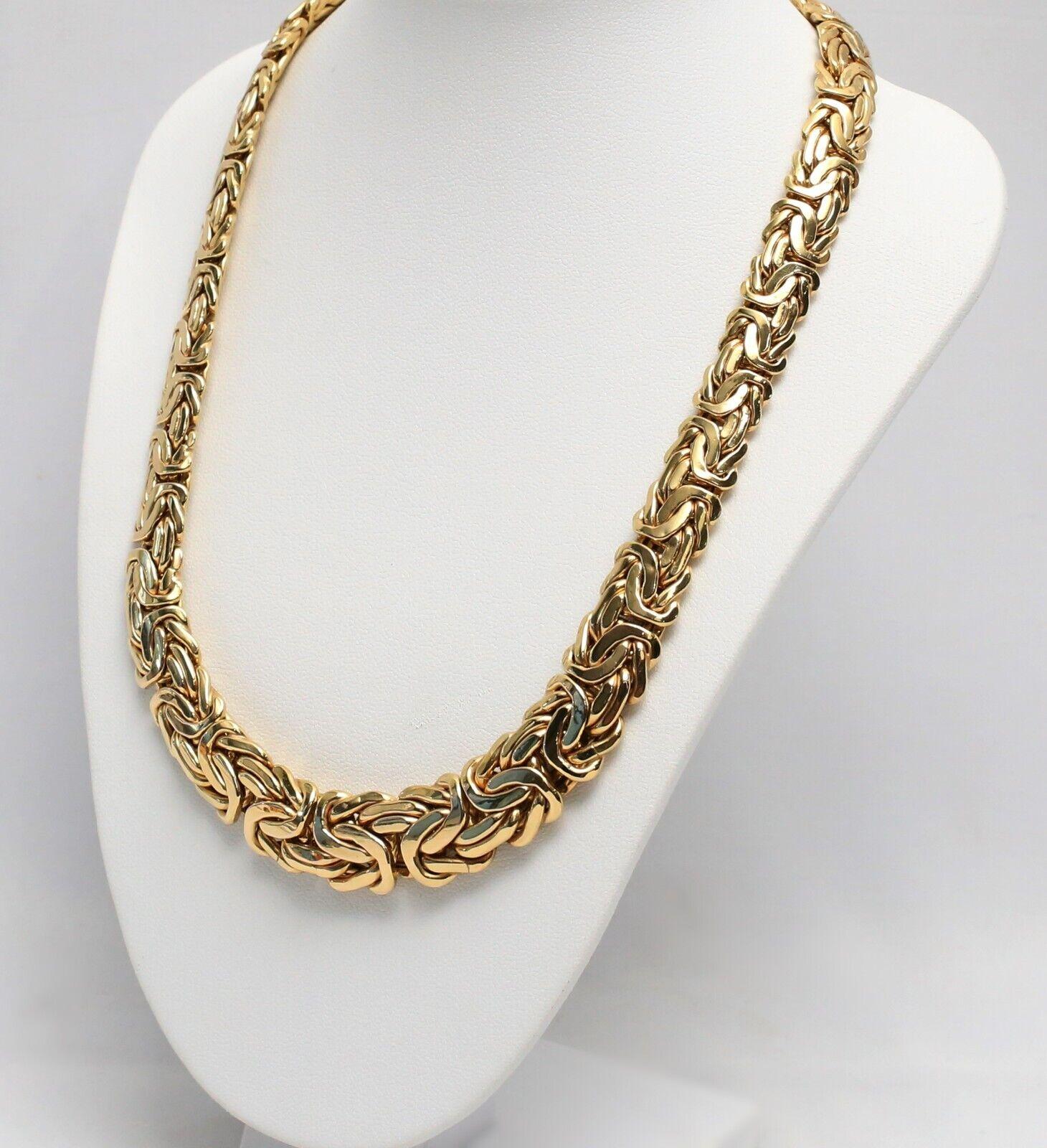 Designs by Milor feature the innovative techniques and superb craftsmanship of the best Italian goldsmiths. At the heart of Milor’s collections, gold creations are crafted to embody luxury, beauty and high quality. This exquisite byzantine necklace