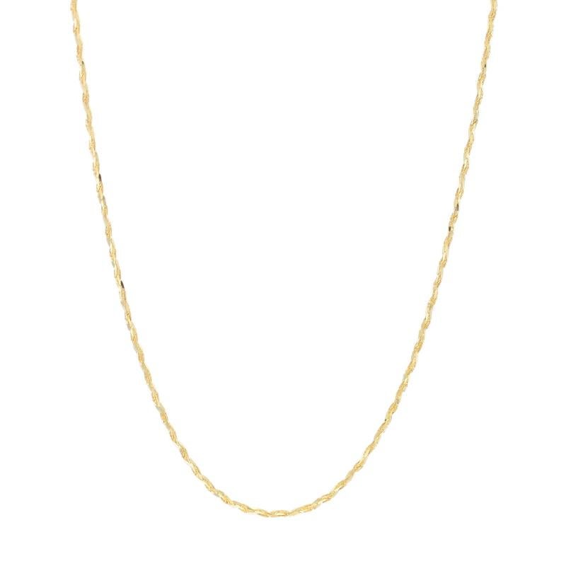 Brand: Milor

Metal Content: 14k Yellow Gold

Chain Style: Diamond Cut Fancy
Necklace Style: Chain
Fastening Type: Lobster Claw Clasp

Measurements

Length: 32