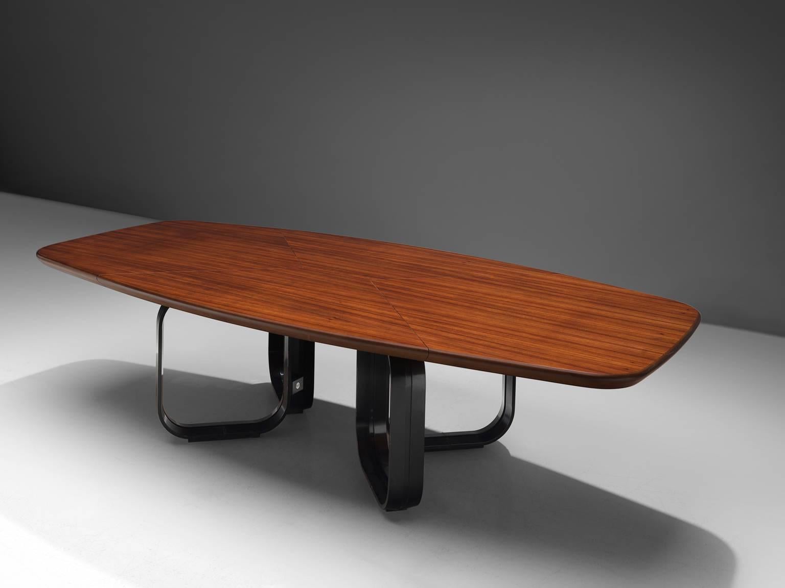 MIM Roma, conference table in rosewood and black metal, Italy, 1960s. Measure: 3mt/120ft

This boat shaped table with a rosewood top is designed and executed by the MIM design team. The rosewood veneer shows a nice patina and the table has a