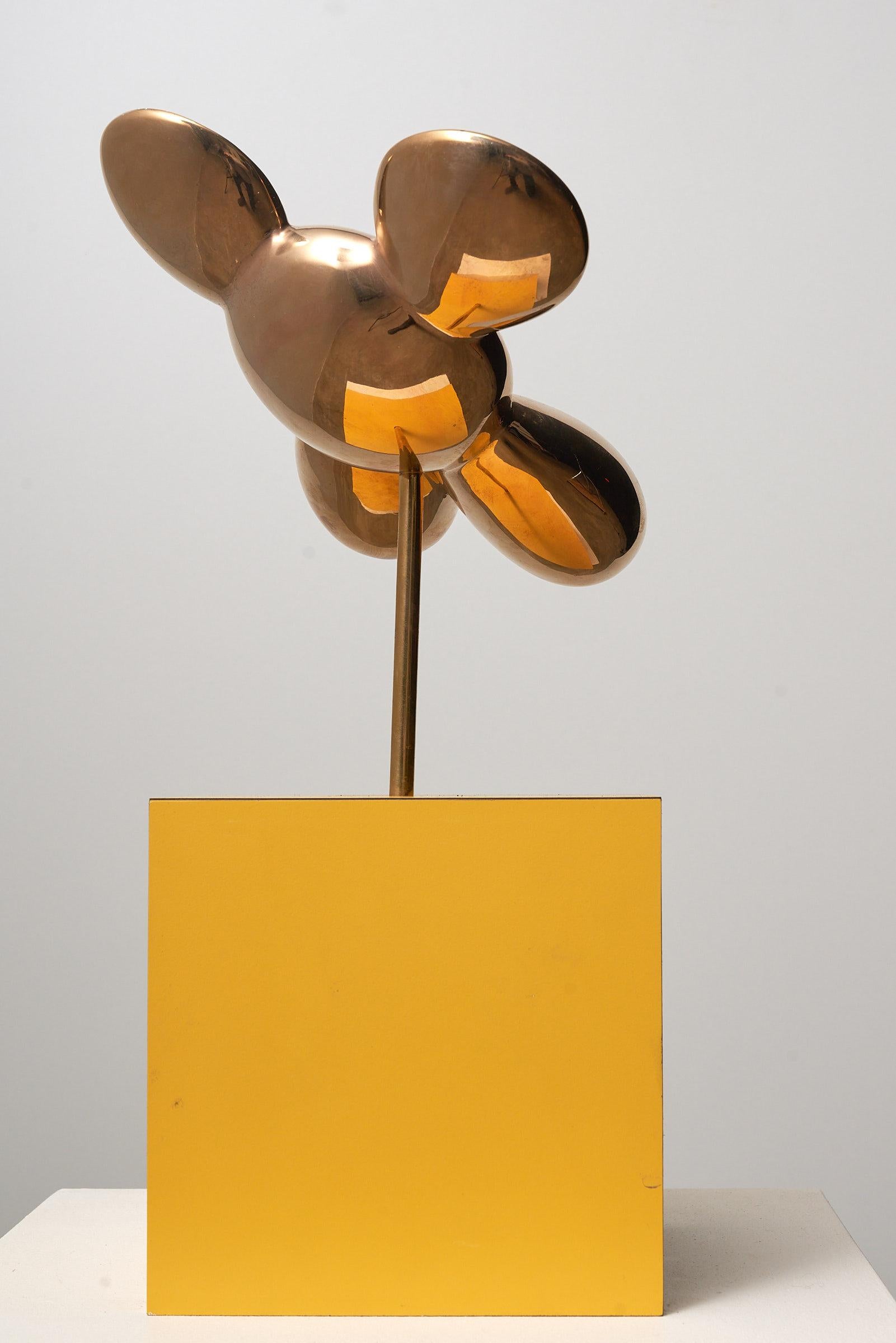 Fait main Sculpture de Mima par Eduard Van Giel en vente