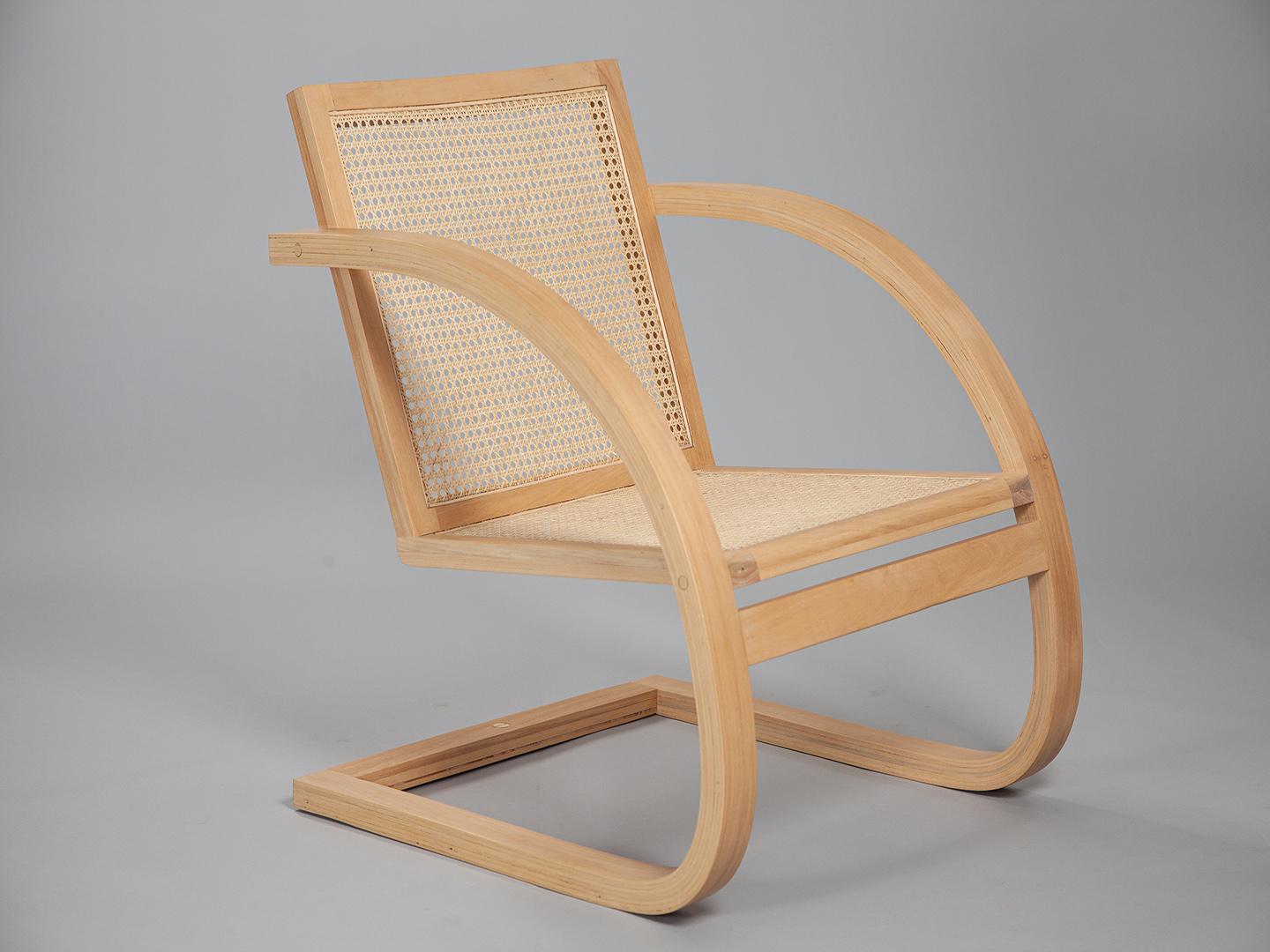 Moderne Fauteuil Mima. Fabriqué à la main à partir de bois massif ivoire récupéré. Édition limitée en vente