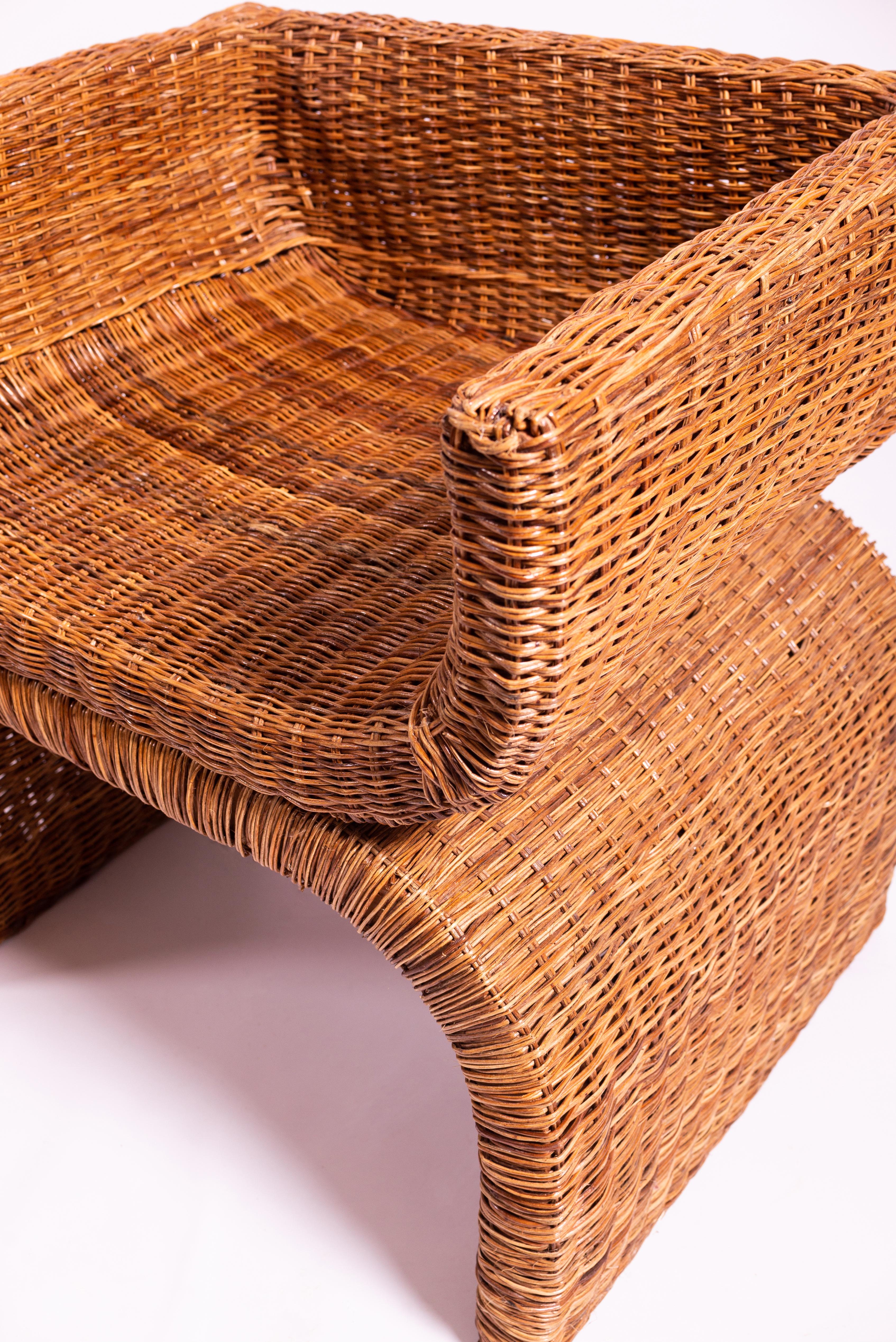 Piece and materials inspired by a childhood surrounded by ''wicker furniture'' , which also goes by the names 