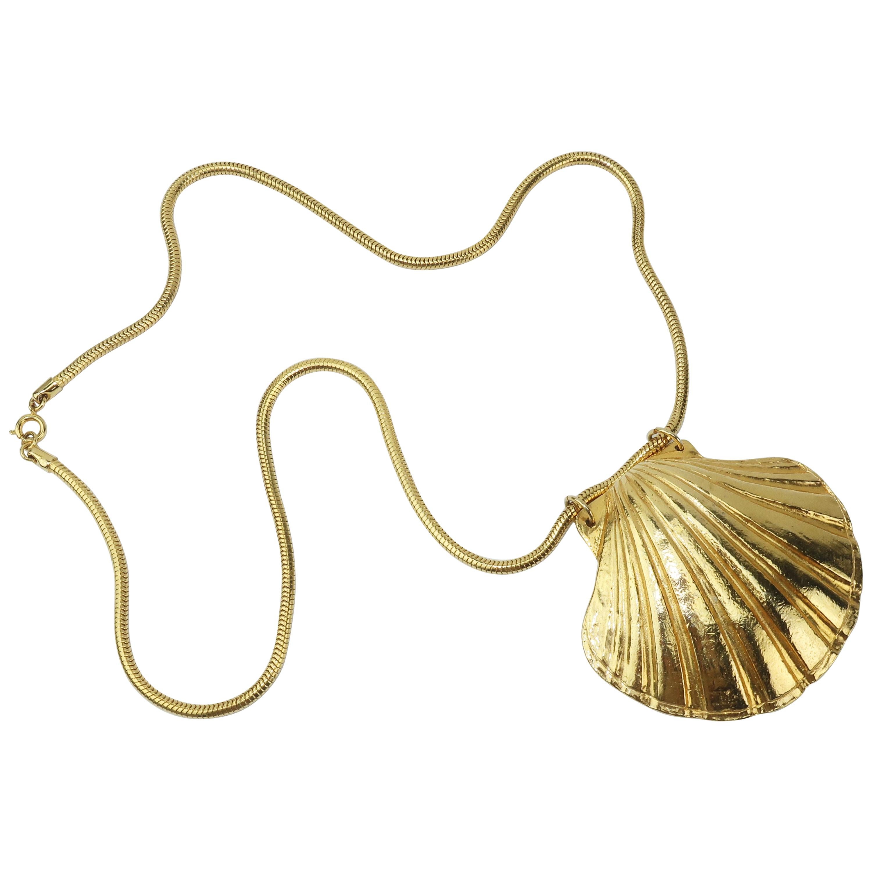 Mimi Di N Gold Tone Shell Necklace, 1972