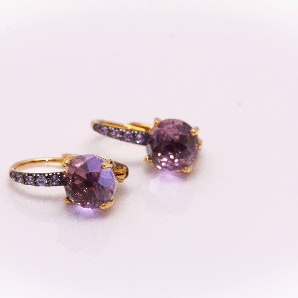 MIMI Earrings in Gold, Sapphires and Amethyst In New Condition For Sale In Barcelona, CT