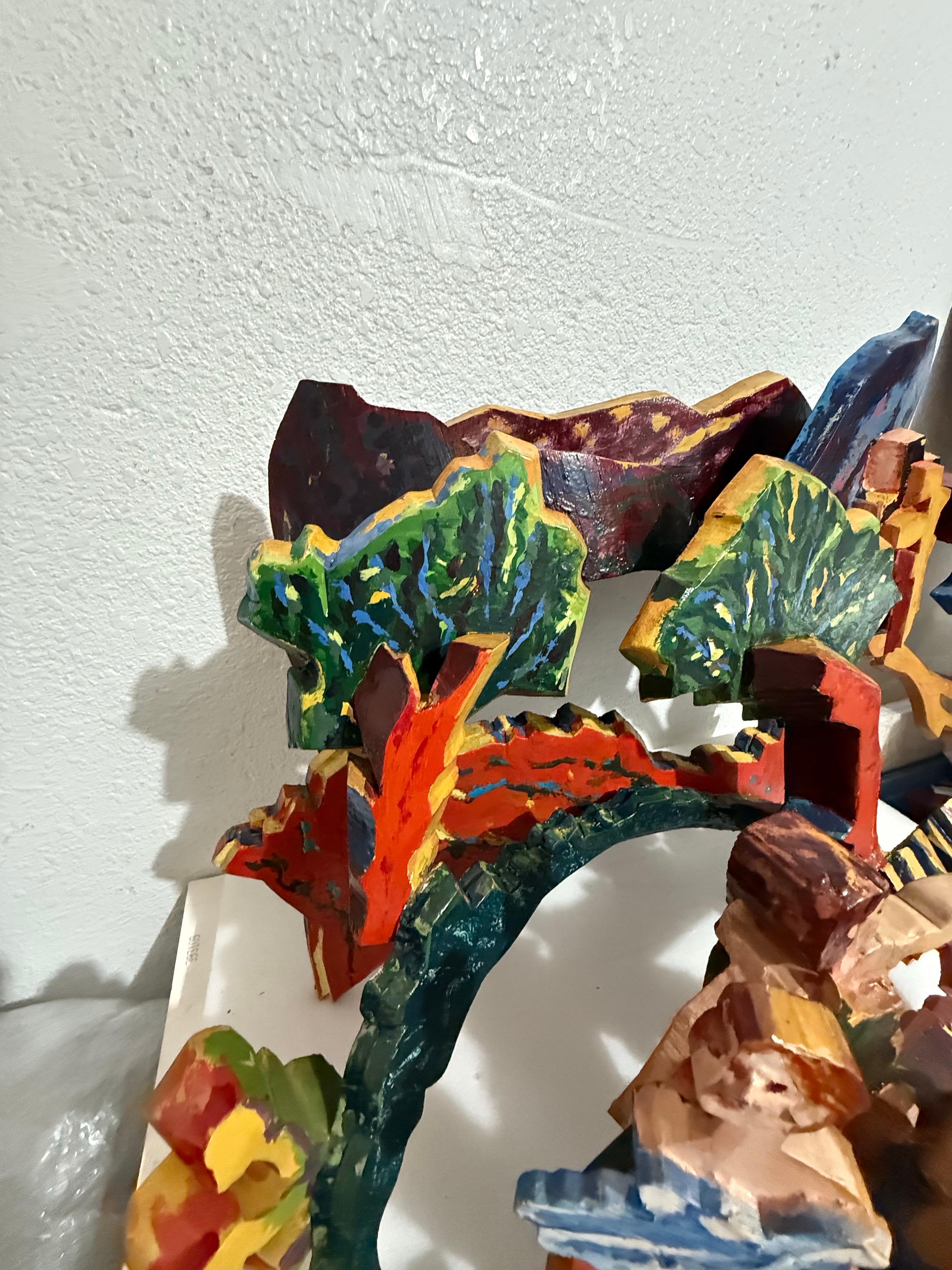 Große 3D-Skulptur mit Handmalerei Konstruktion Mimi Gross Holz Assemblage im Angebot 9