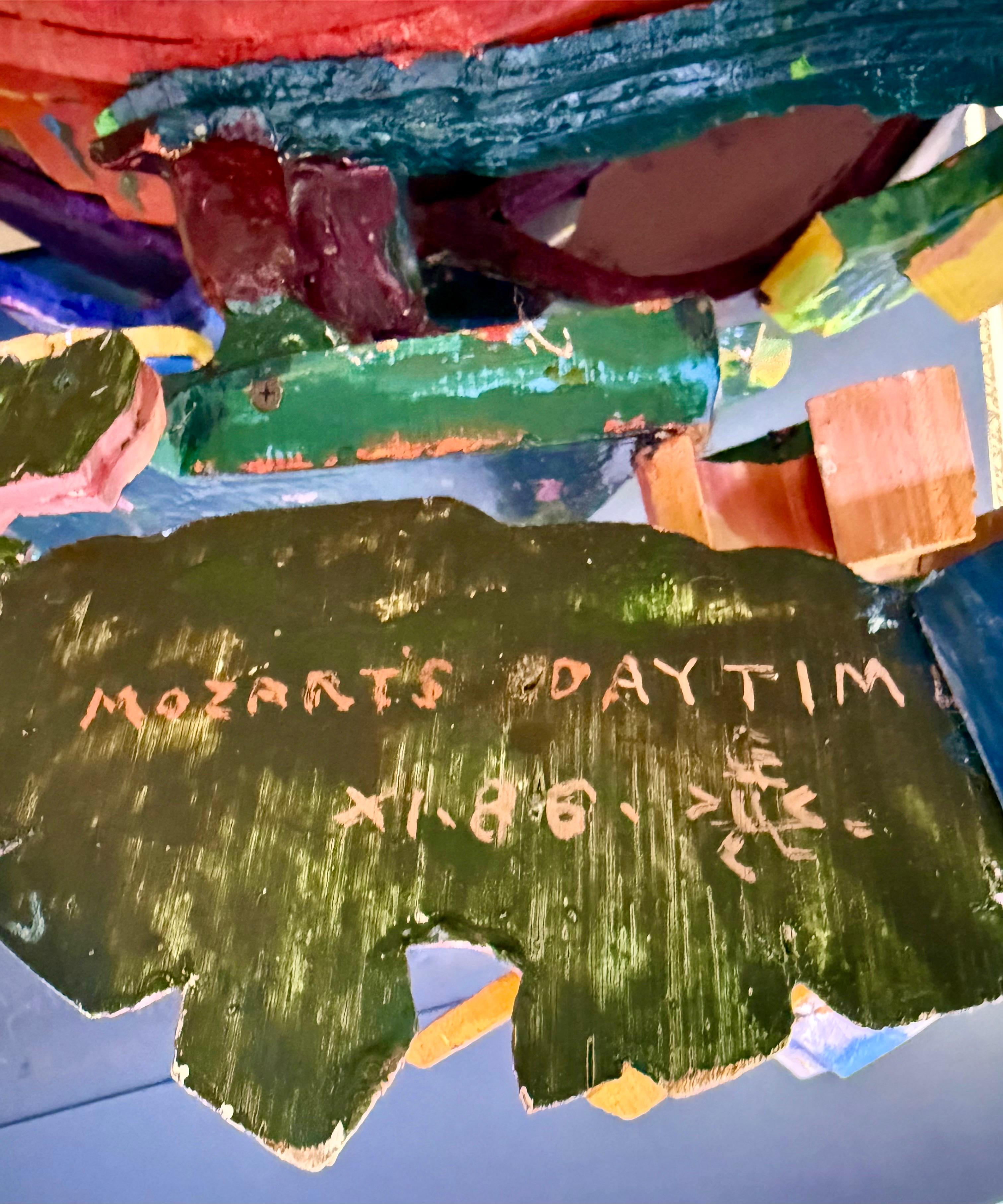 Große 3D-Skulptur mit Handmalerei Konstruktion Mimi Gross Holz Assemblage im Angebot 16