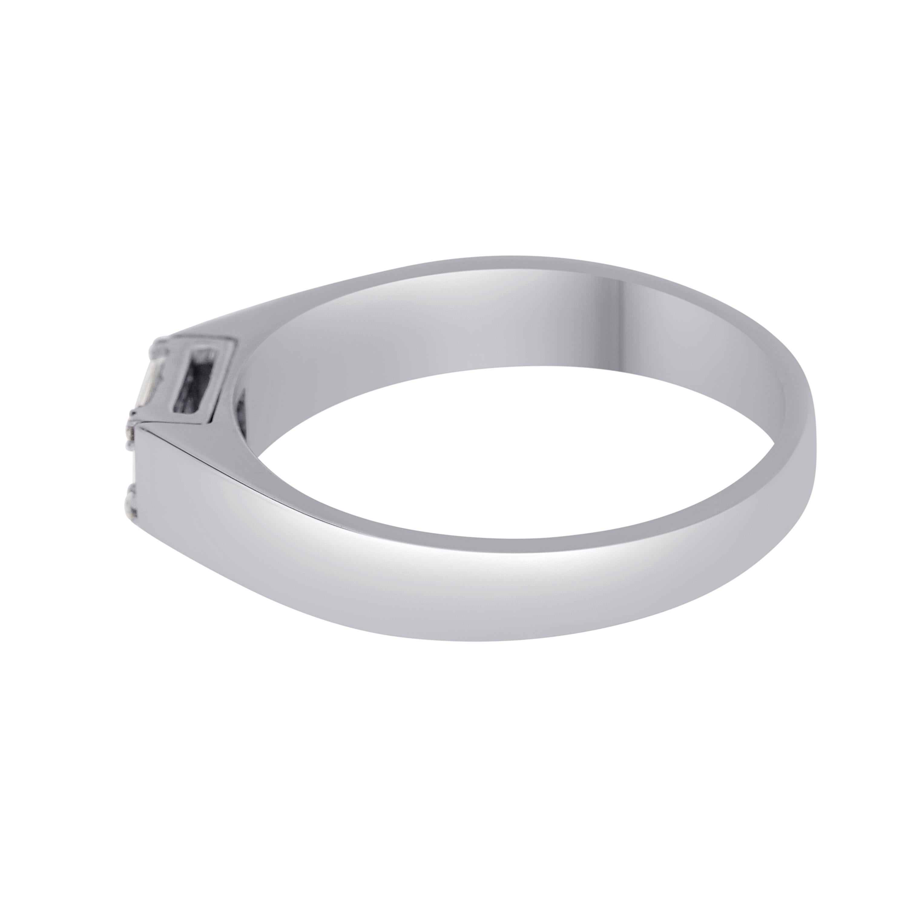 Contemporary Mimi Milano Esseredivenire 18k White Gold Diamond Band Ring For Sale
