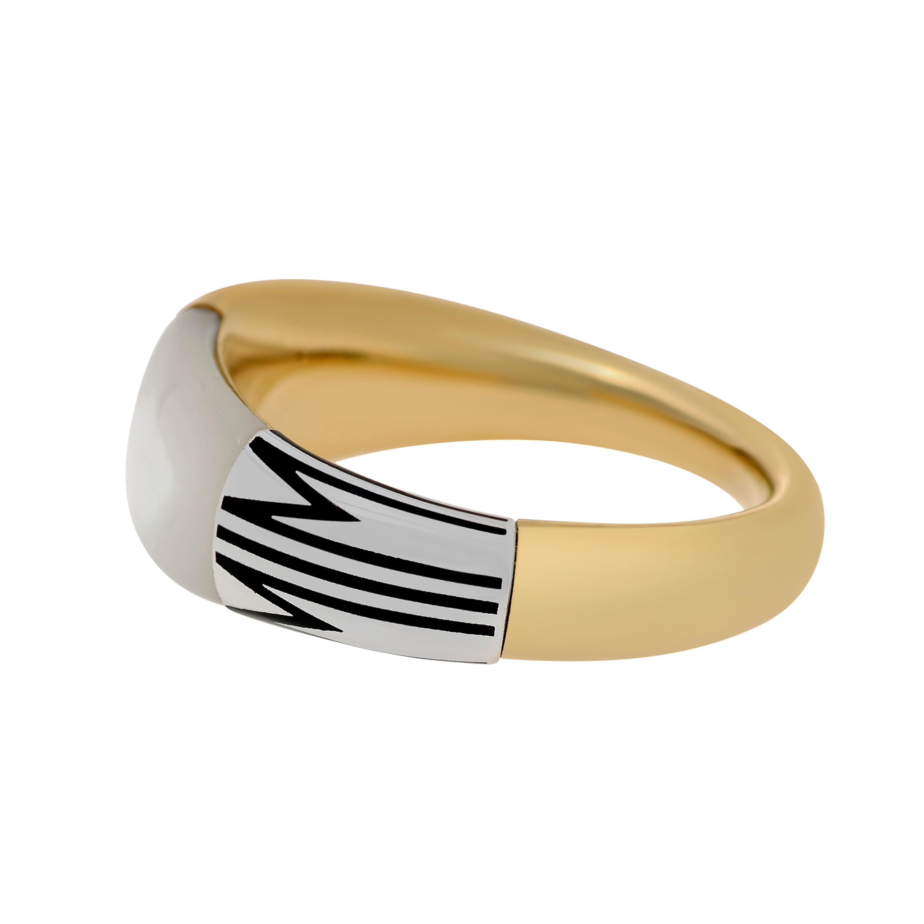 Contemporary Mimi Milano Tam Tam 18K Yellow & White Gold, MoP Ring sz 6.5 For Sale
