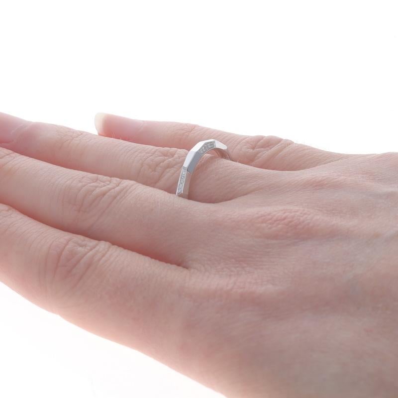 Mimi So Jackson Switch Diamond Band - White Gold 18k Round Geometric Ring In New Condition For Sale In Greensboro, NC