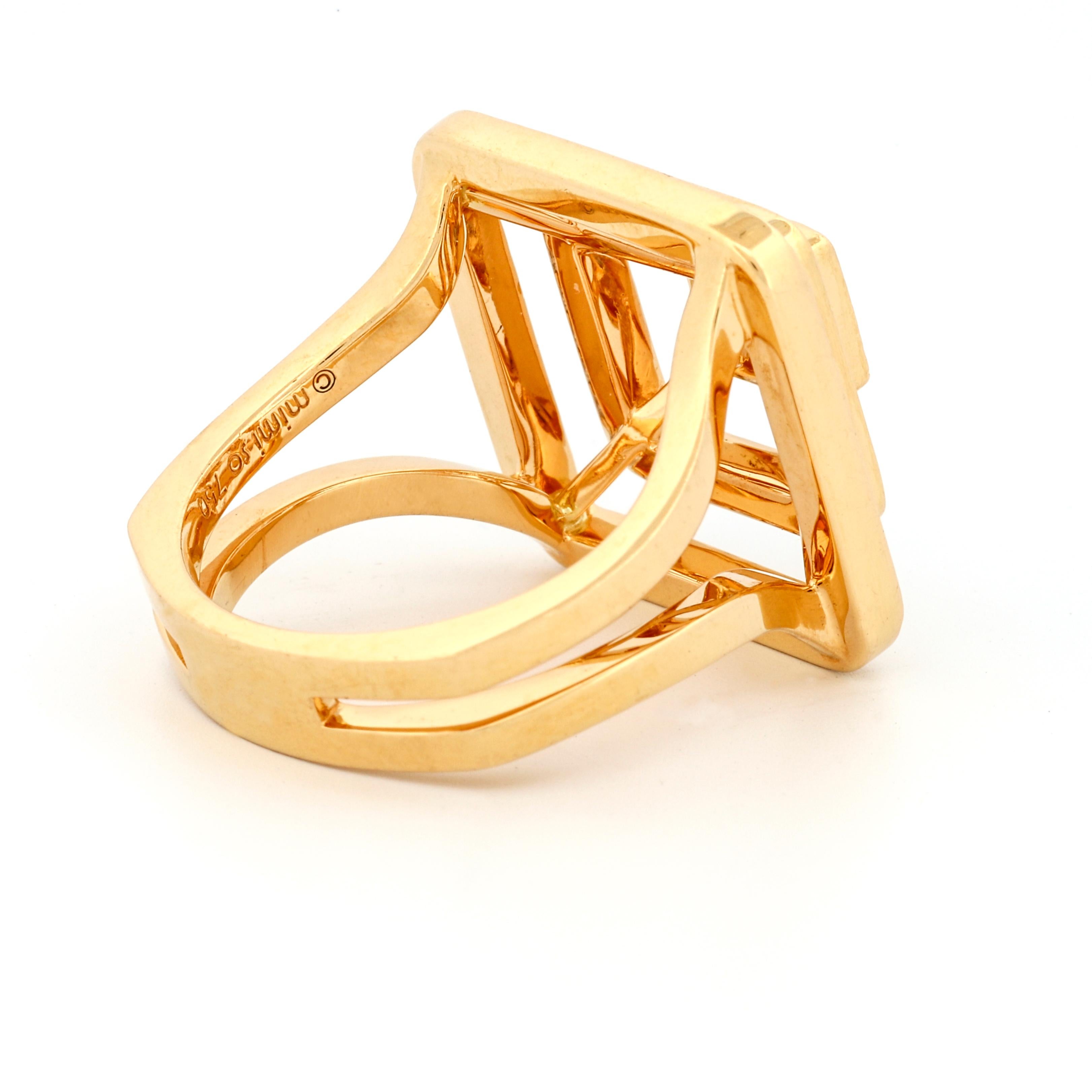Taille princesse Mimi So Piece Pyramid Diamond Ring en or jaune 18 carats, taille 6,5 en vente