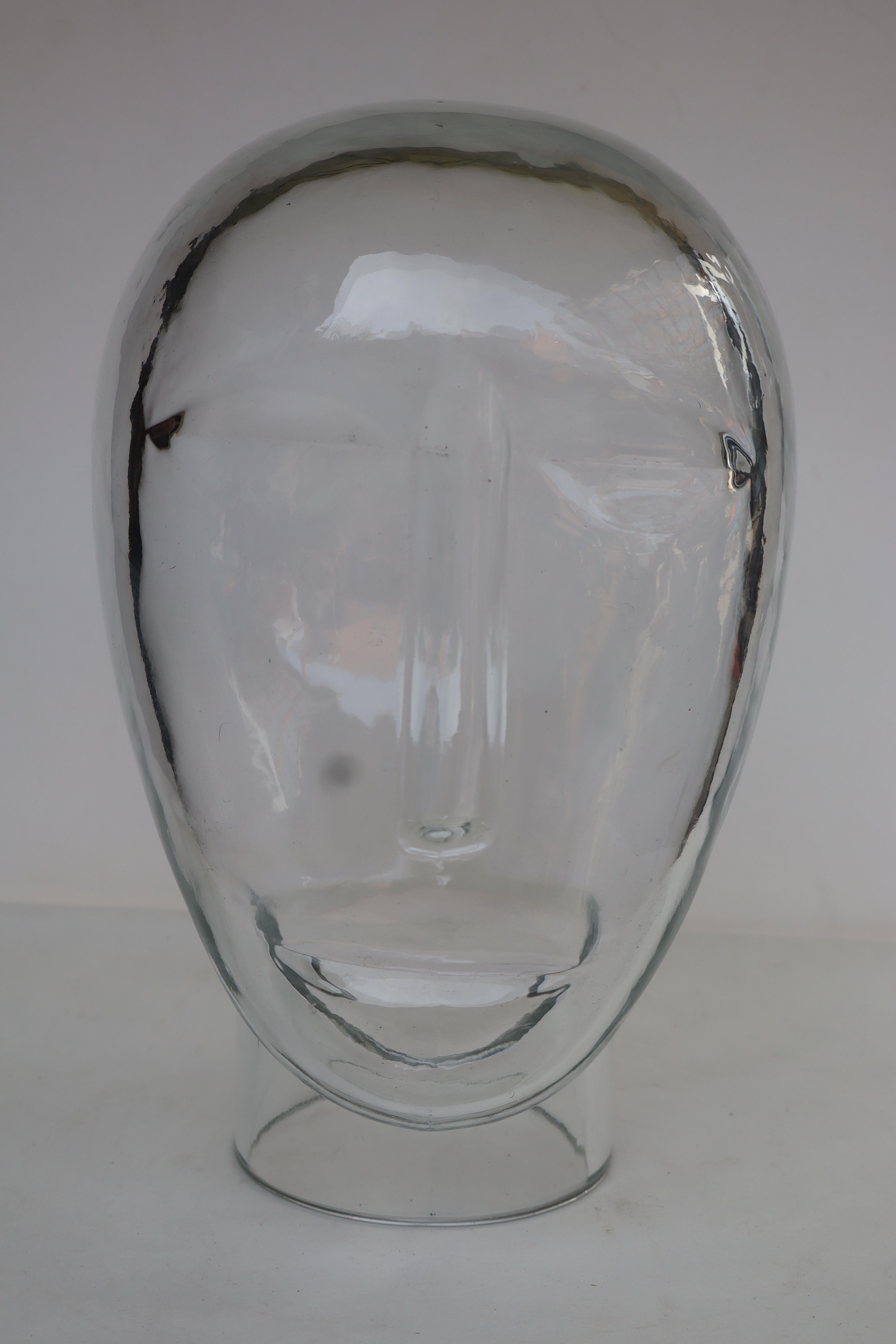 Stampato Mimmo Paladino: Testa di scultura in vetro di Murano, 1989 Meta in vendita