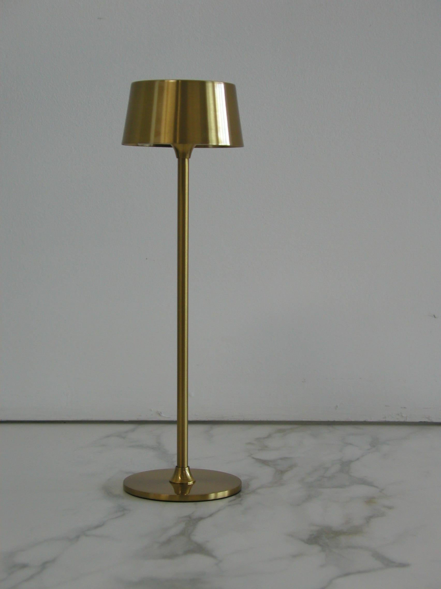 Anodized MINA rechargable lamp, brass finish- by 247lab For Sale