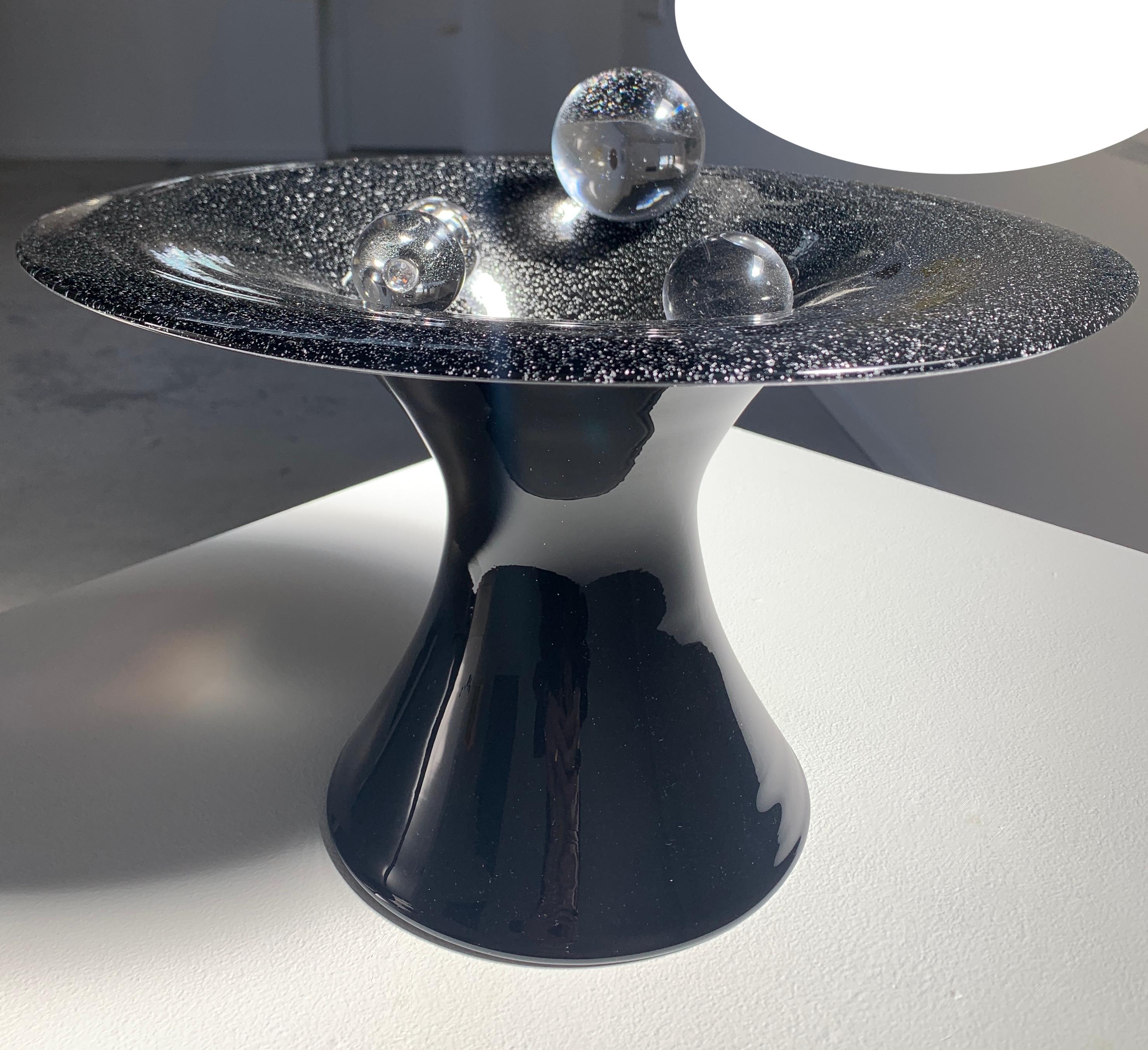 Scultura da tavolo in vetro in bianco e nero -- 