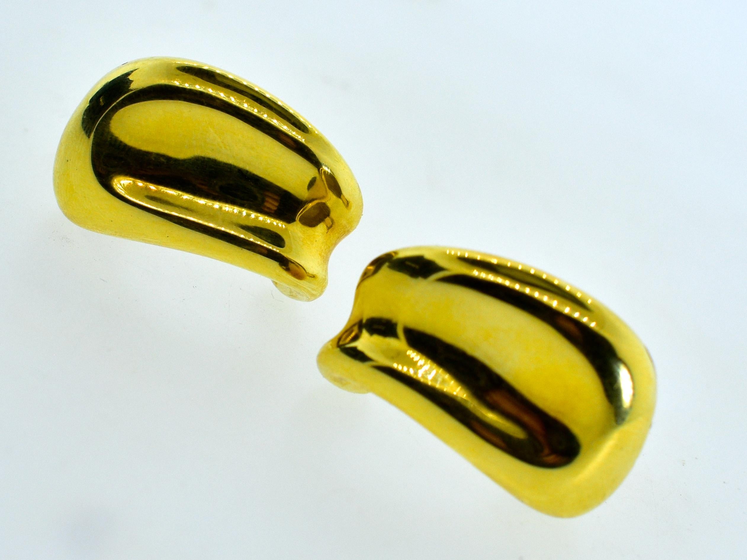 Contemporary Minas 18 Karat Gold Earrings For Sale