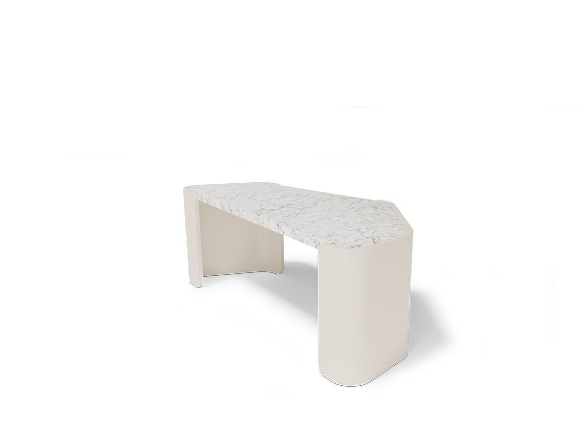 Contemporary Modern Carrara Marble Minas Big Center Table by Caffe Latte In New Condition For Sale In New York, NY