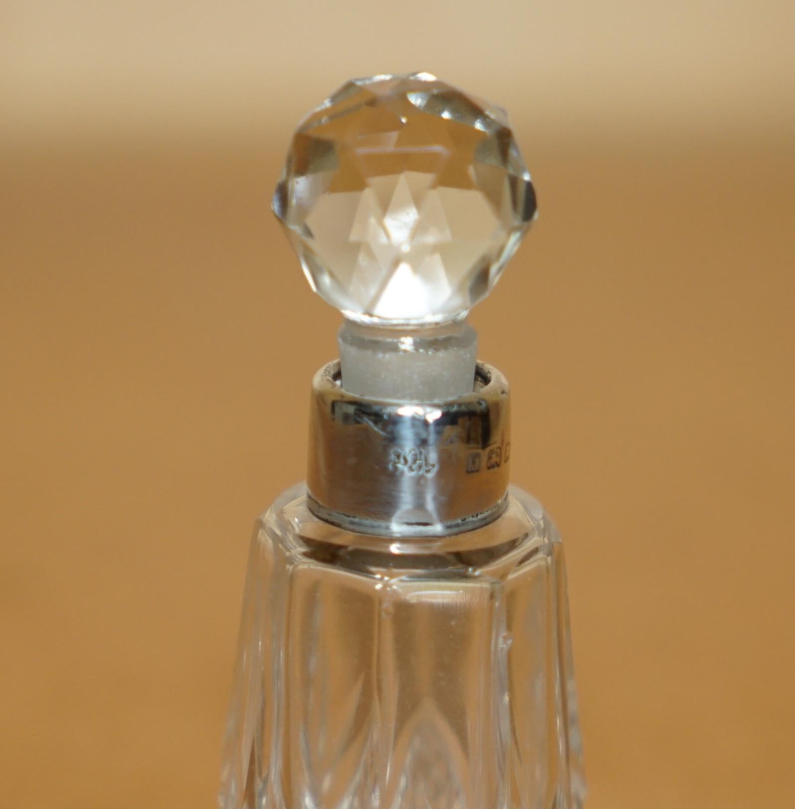 MINATURA 1929 FRASCO ANTIGUO PARA PERFUME VIDRIO CORTADO CRISTAL ESTERLiNG PLATA Inglés en venta
